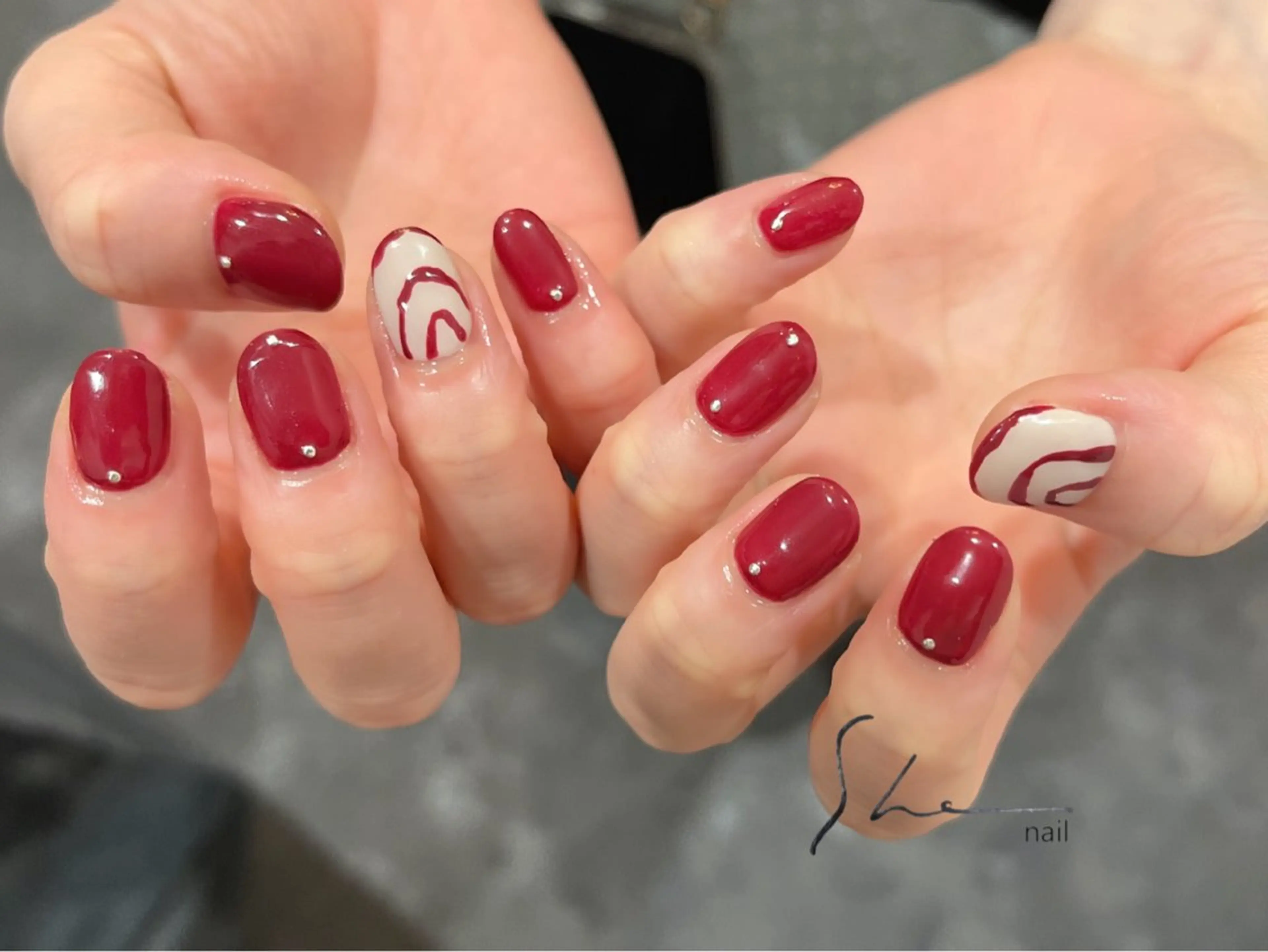 ネイル ハンドネイル SHE adusaのネイルデザイン