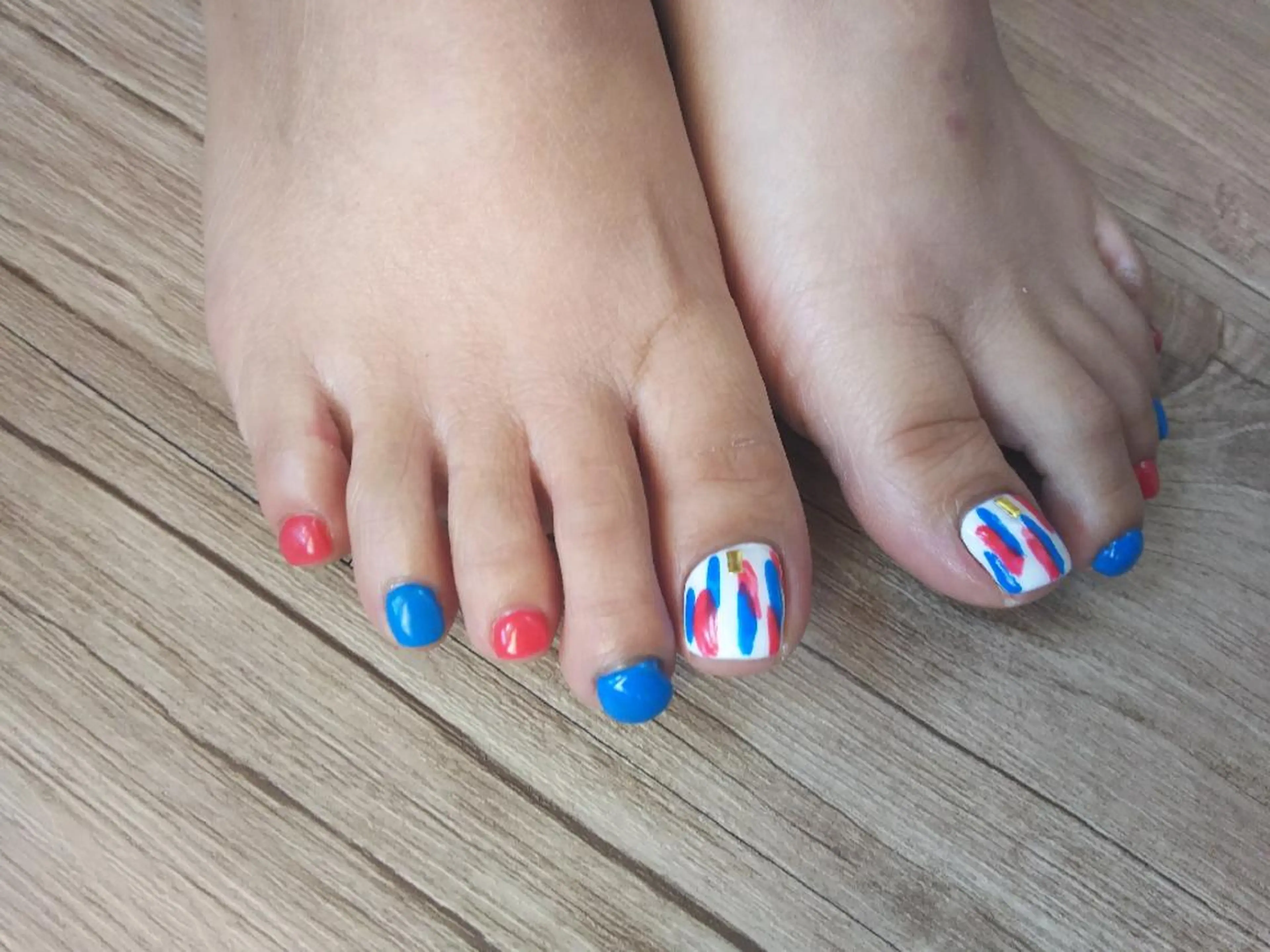 ネイル ＣＵＳＣＵＳ …ｔ.akiのネイルデザイン