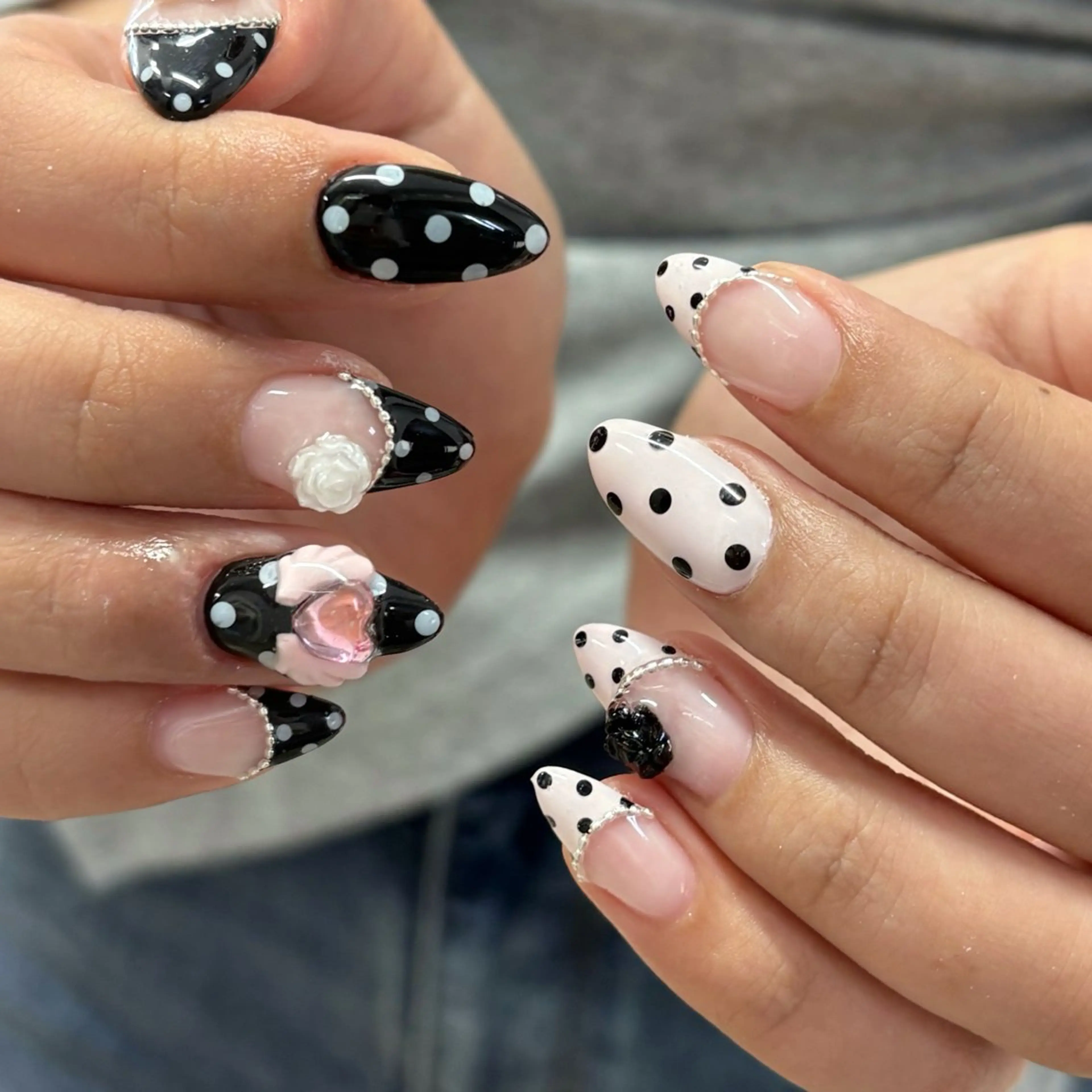 ミディアム ハンドネイル mark 🤍Yuki🤍のネイルデザイン