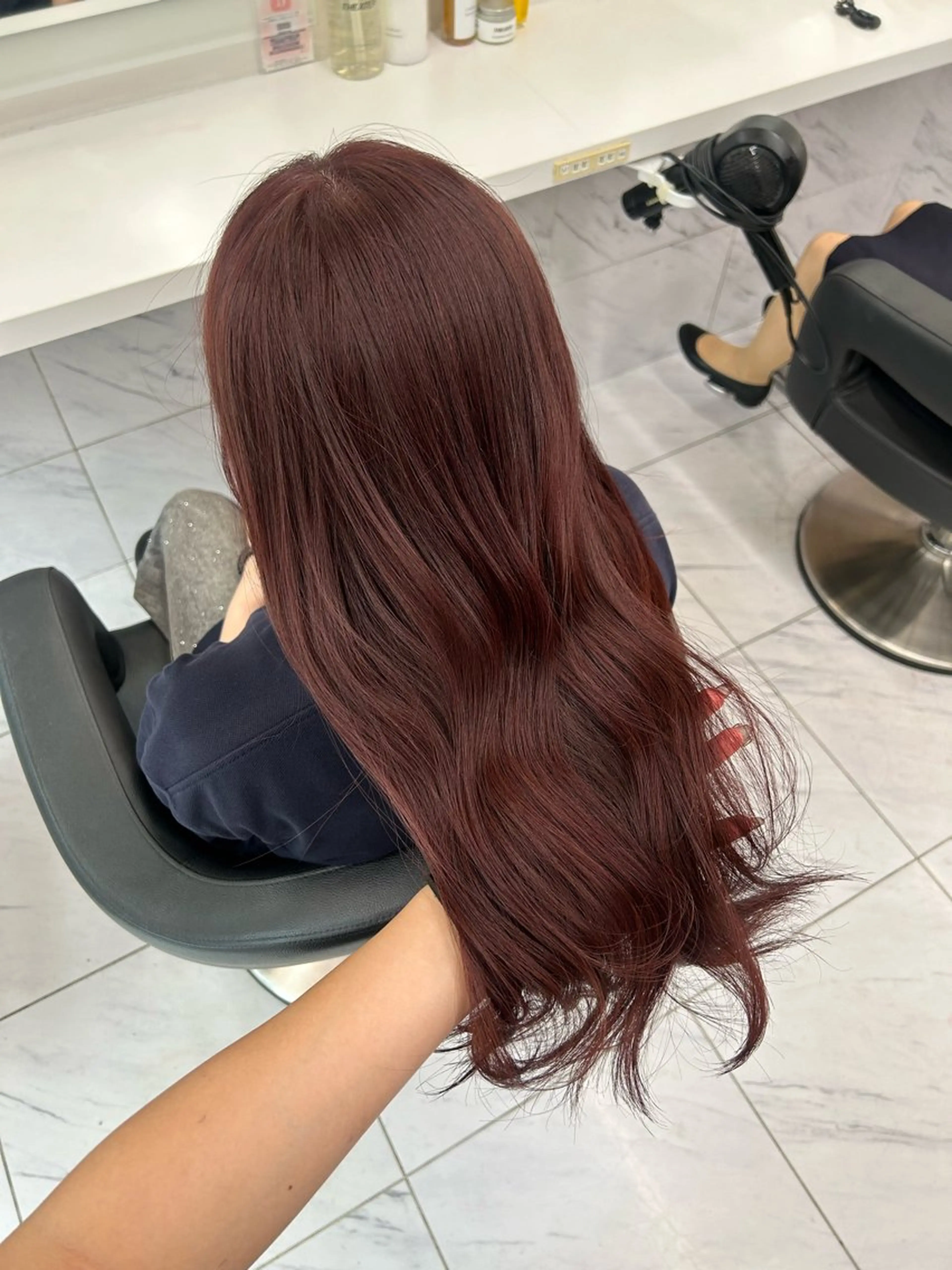 カラー ヘアカラー トリートメント 透明感ベージュ🤎 ナチュラルレイヤーのヘアスタイル