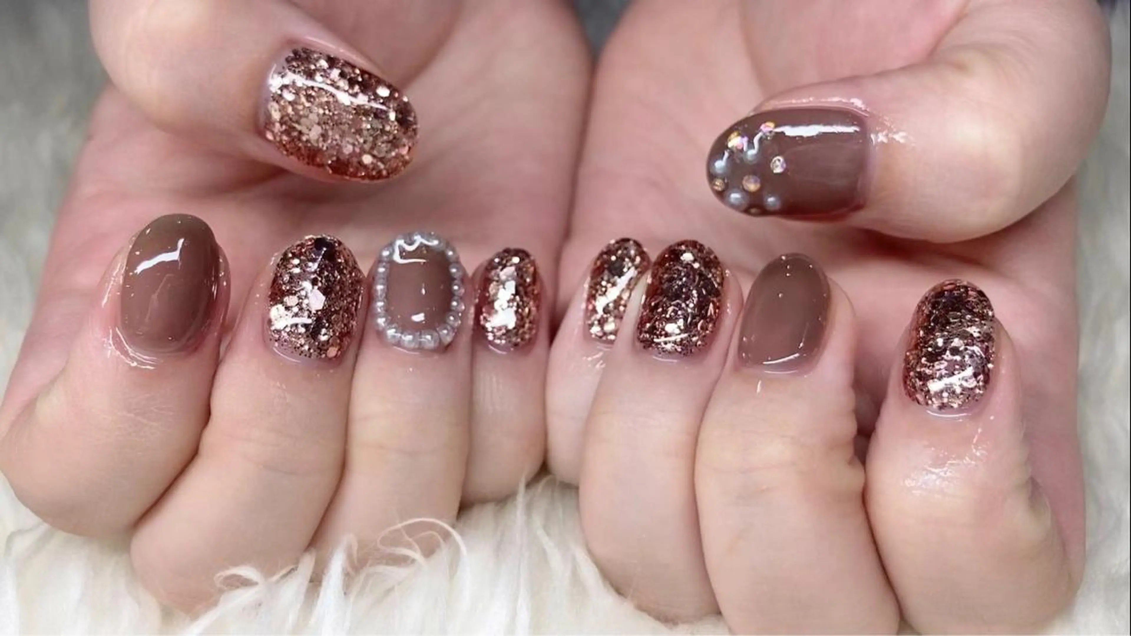 ネイル 長さ出し ジェルネイル マグネットネイル 持ち込み ニュアンスネイル Nail&eye Belire 新宿のネイルデザイン