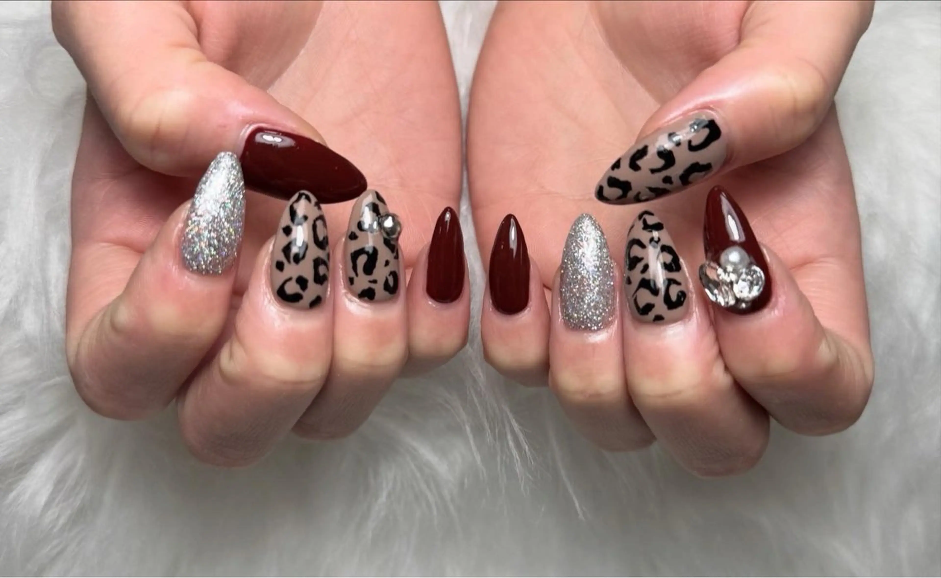 セミロング ハンドネイル lillie nailのネイルデザイン