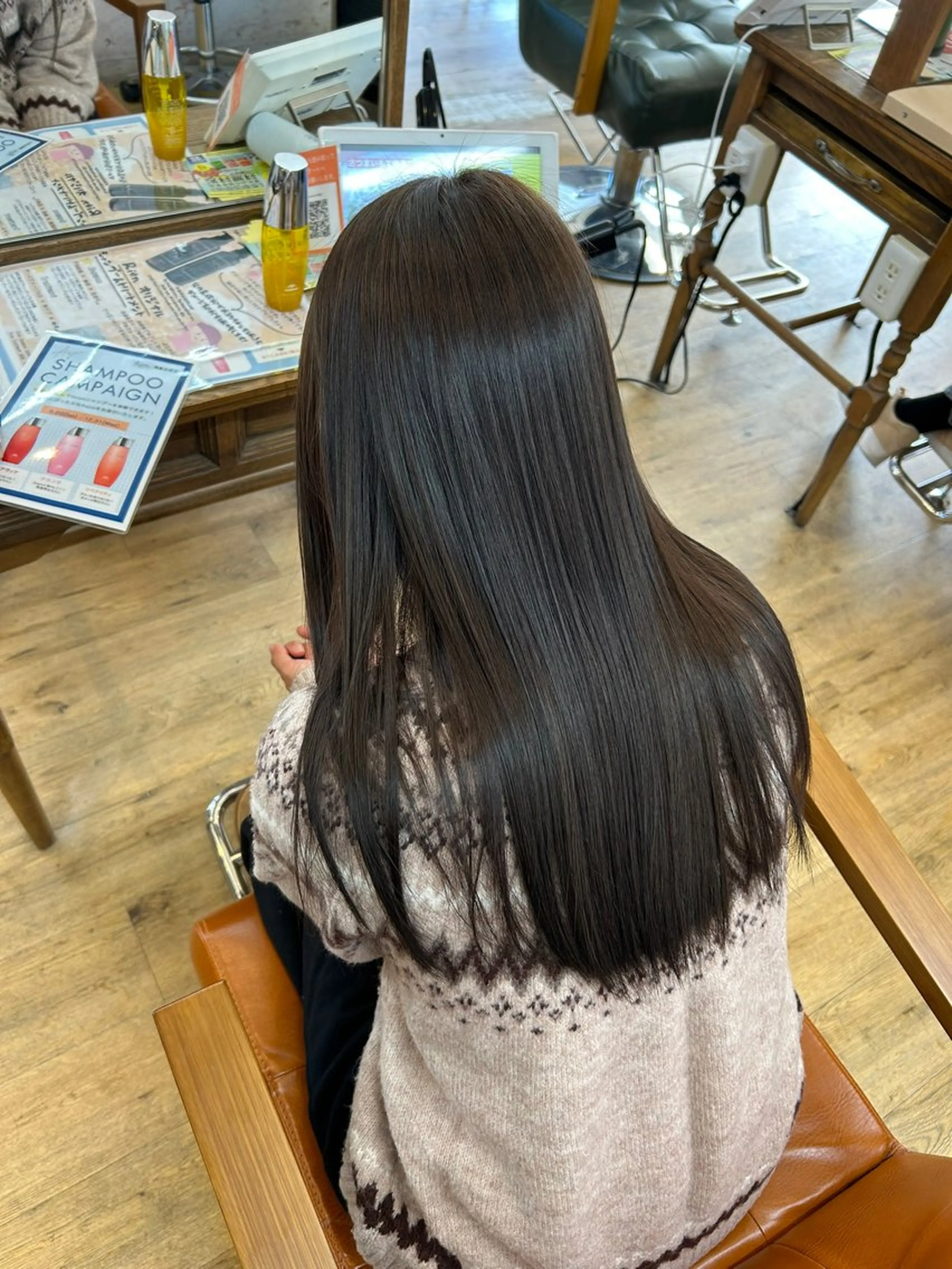 ロング ヘアカラー トリートメント ✨縮毛矯正✨艶髪✨️ 髪質改善✨鴻巣✨️のヘアスタイル