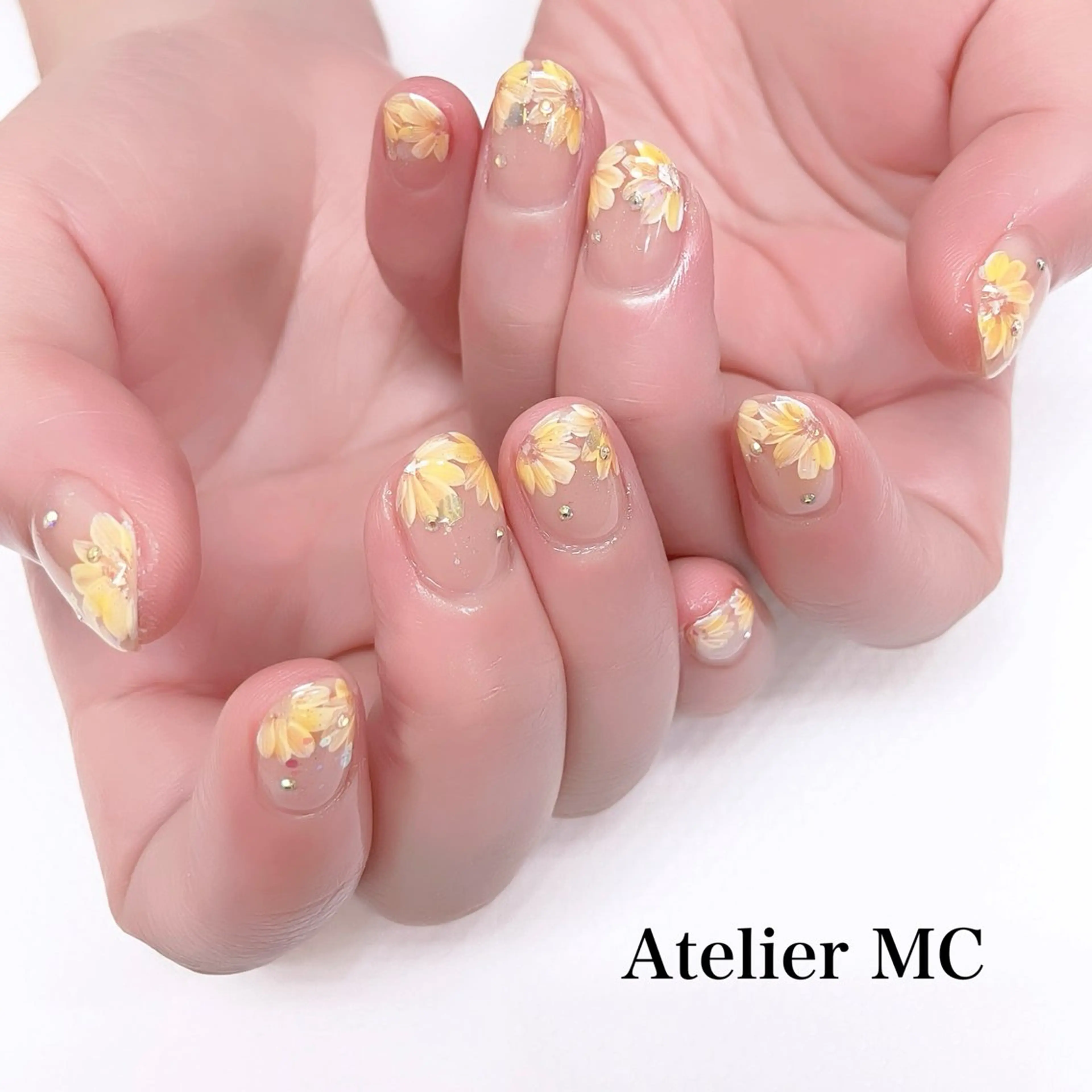 ネイル アトリエ エムシー 【新富町・東銀座】のネイルデザイン