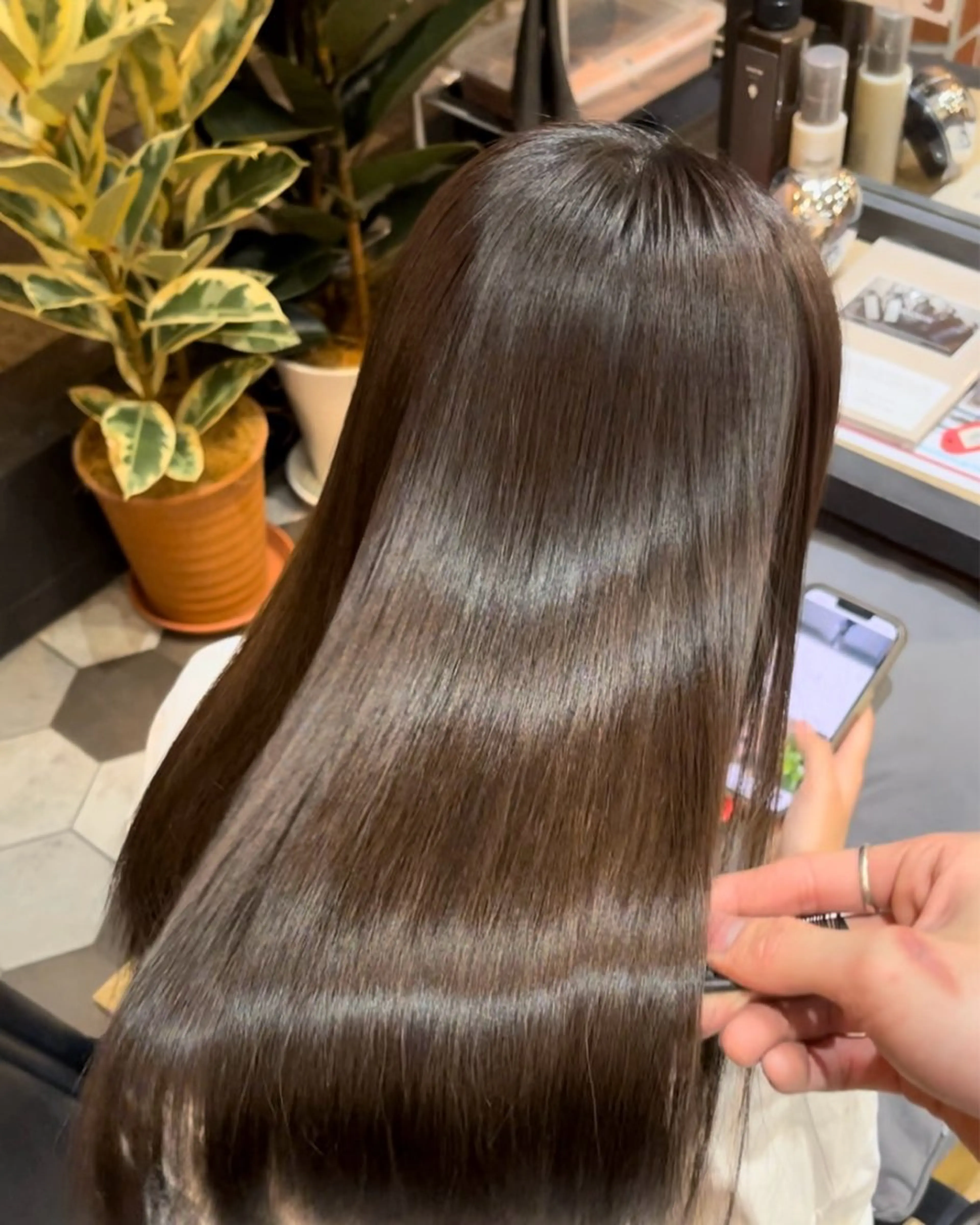 ロング カット 縮毛矯正 トリートメント 石原 悠貴のヘアスタイル