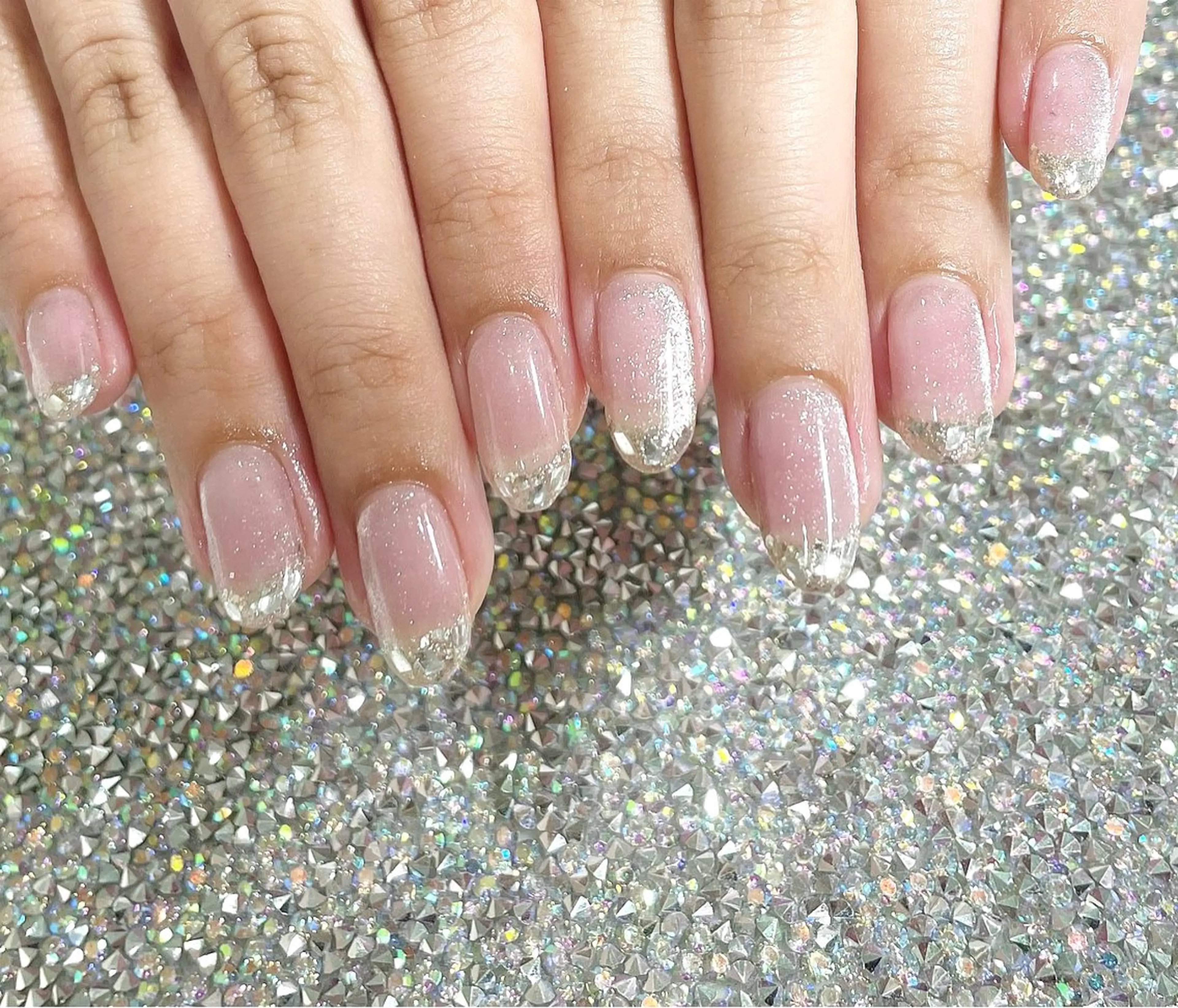 ミディアム BURGUNDY 🌹eriのネイルデザイン