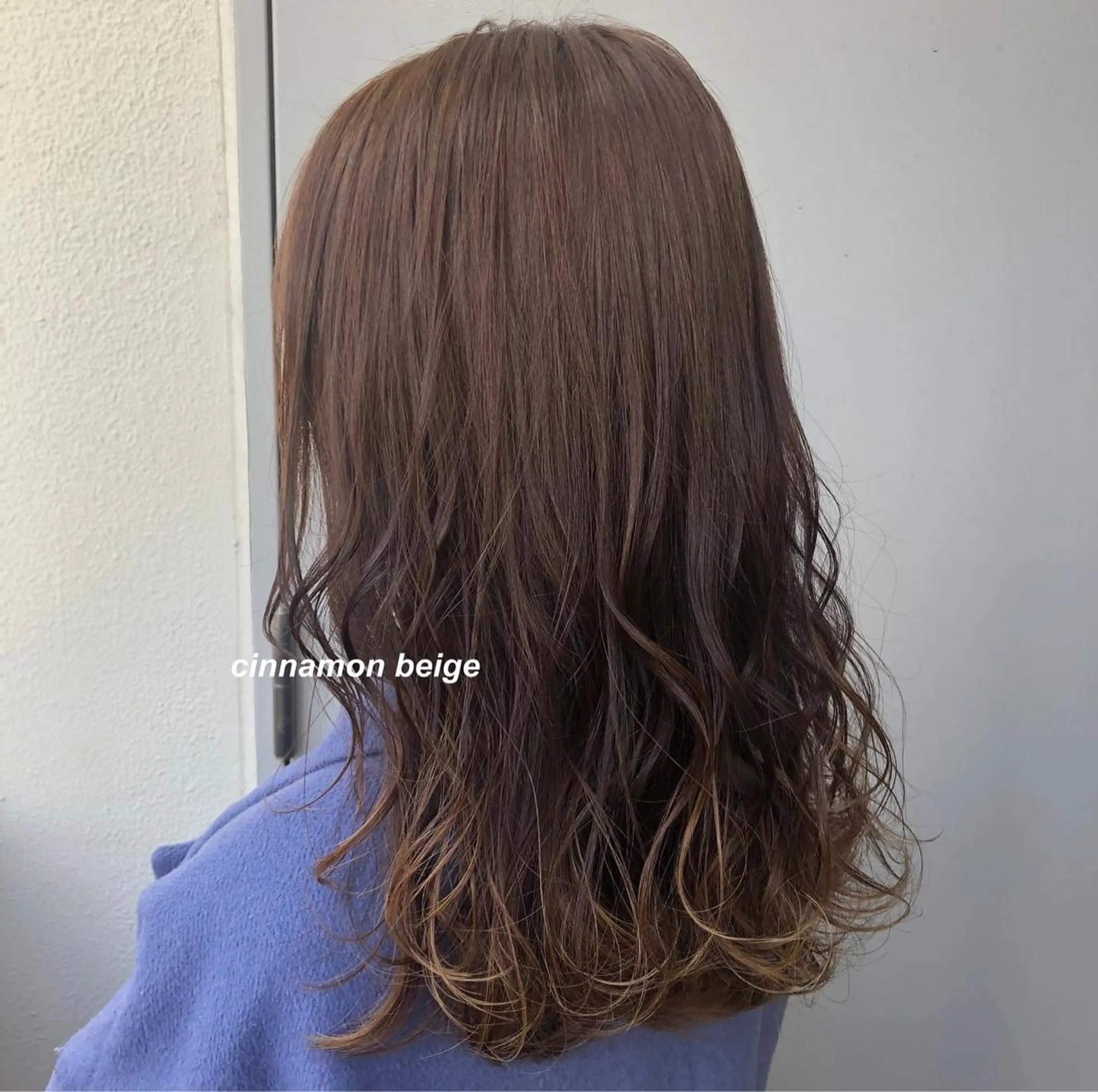 セミロング カラー レイヤーカット 韓国ヘアayameのヘアスタイル