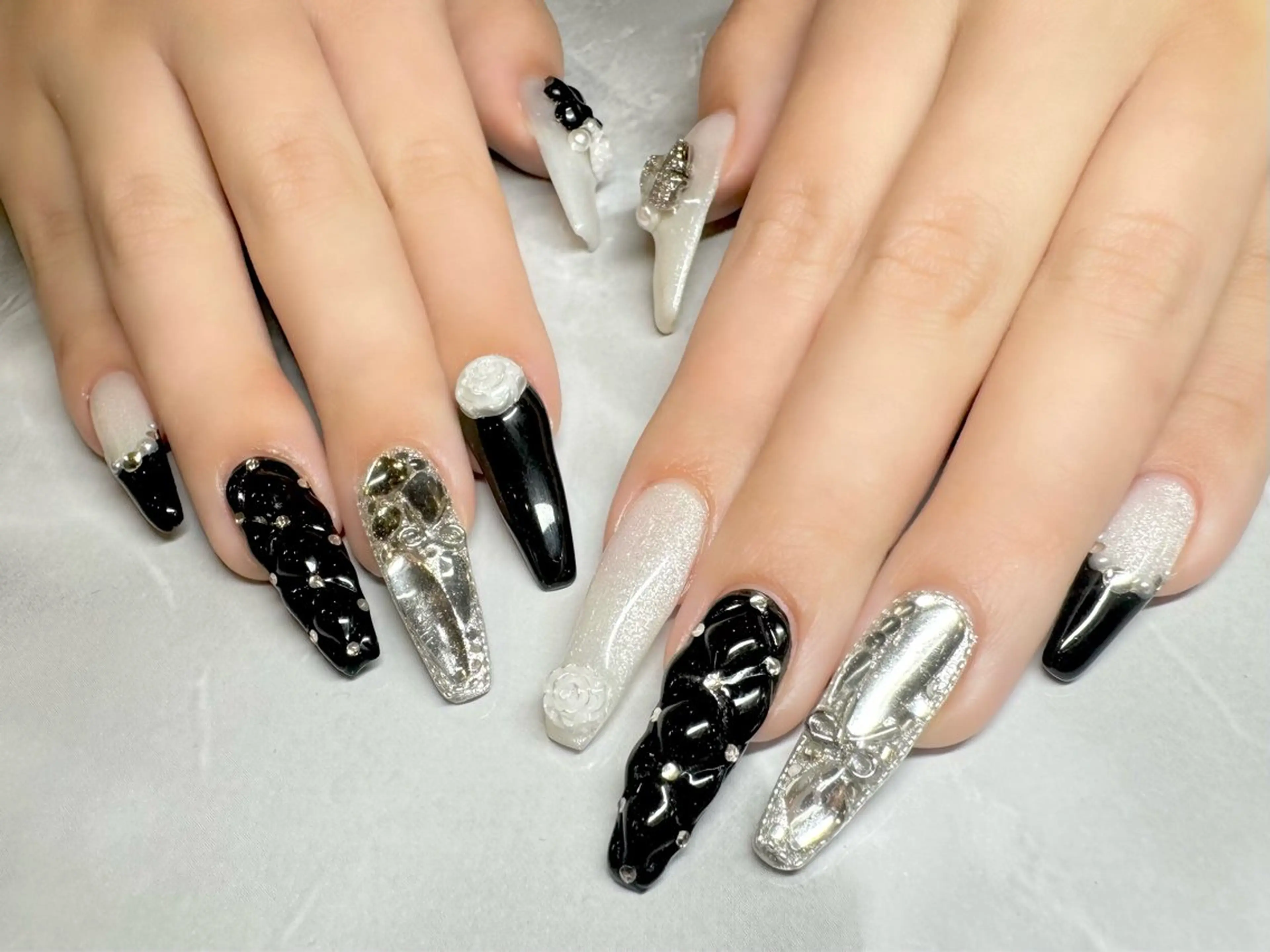 ネイル ハンドネイル 梁元joieange 心斎橋店のネイルデザイン