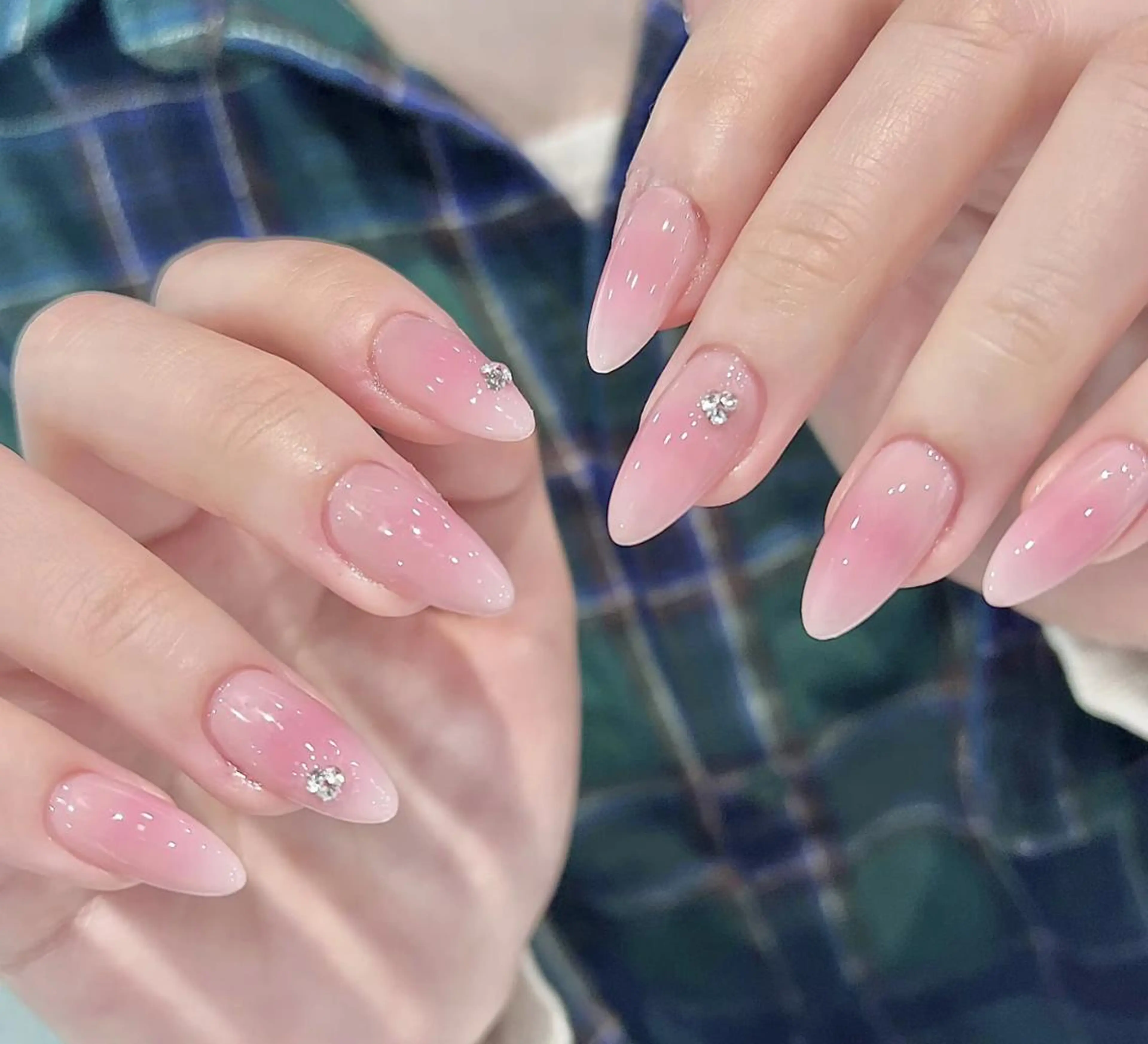 ネイル ハンドネイル ハンドケア 🍑 momo_nailのネイルデザイン