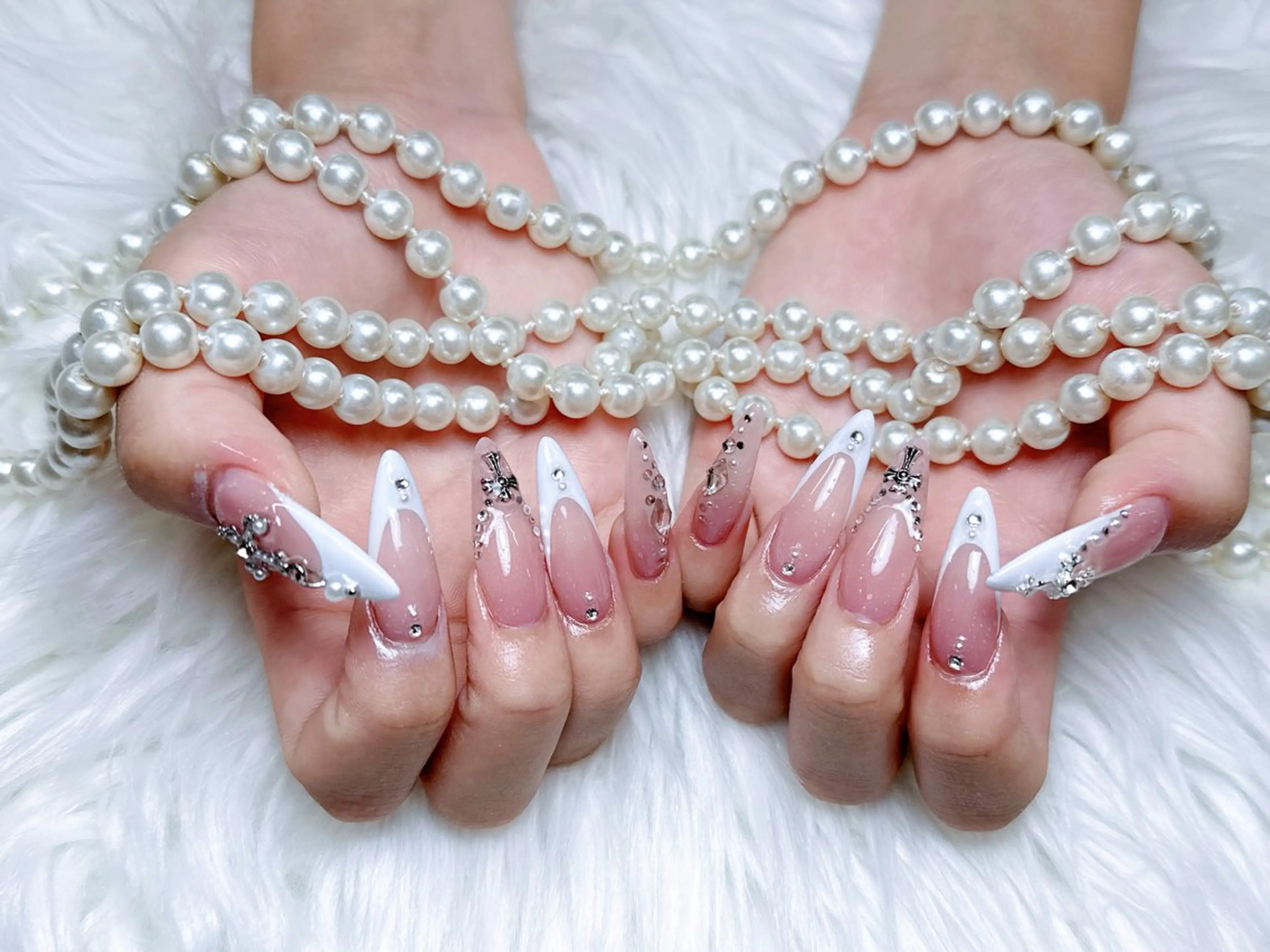 ネイル ハンドネイル ENsalon akiのネイルデザイン