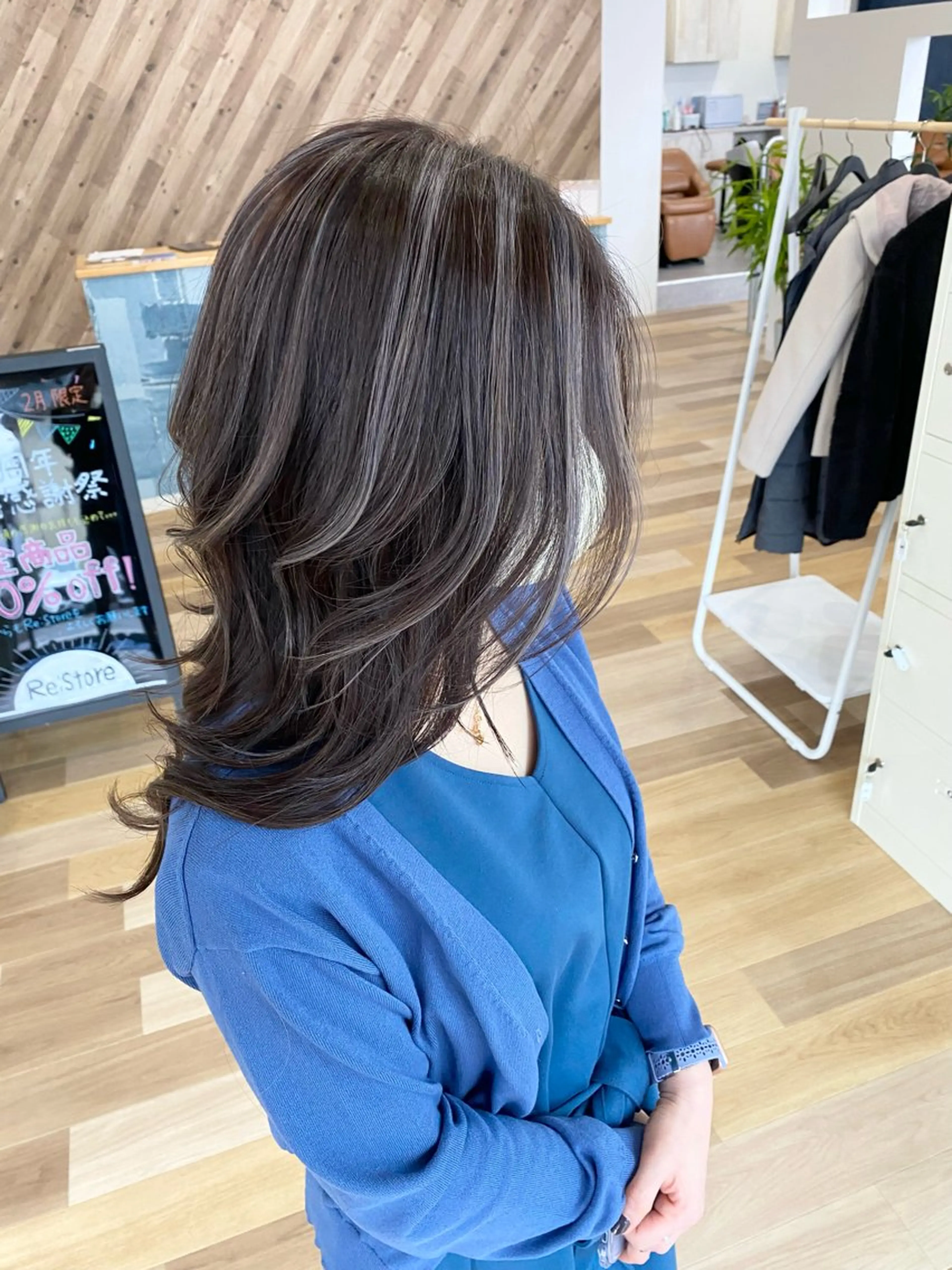 ロング カット ヘアカラー トリートメント ケアブリーチ 黒瀬有汰のヘアスタイル