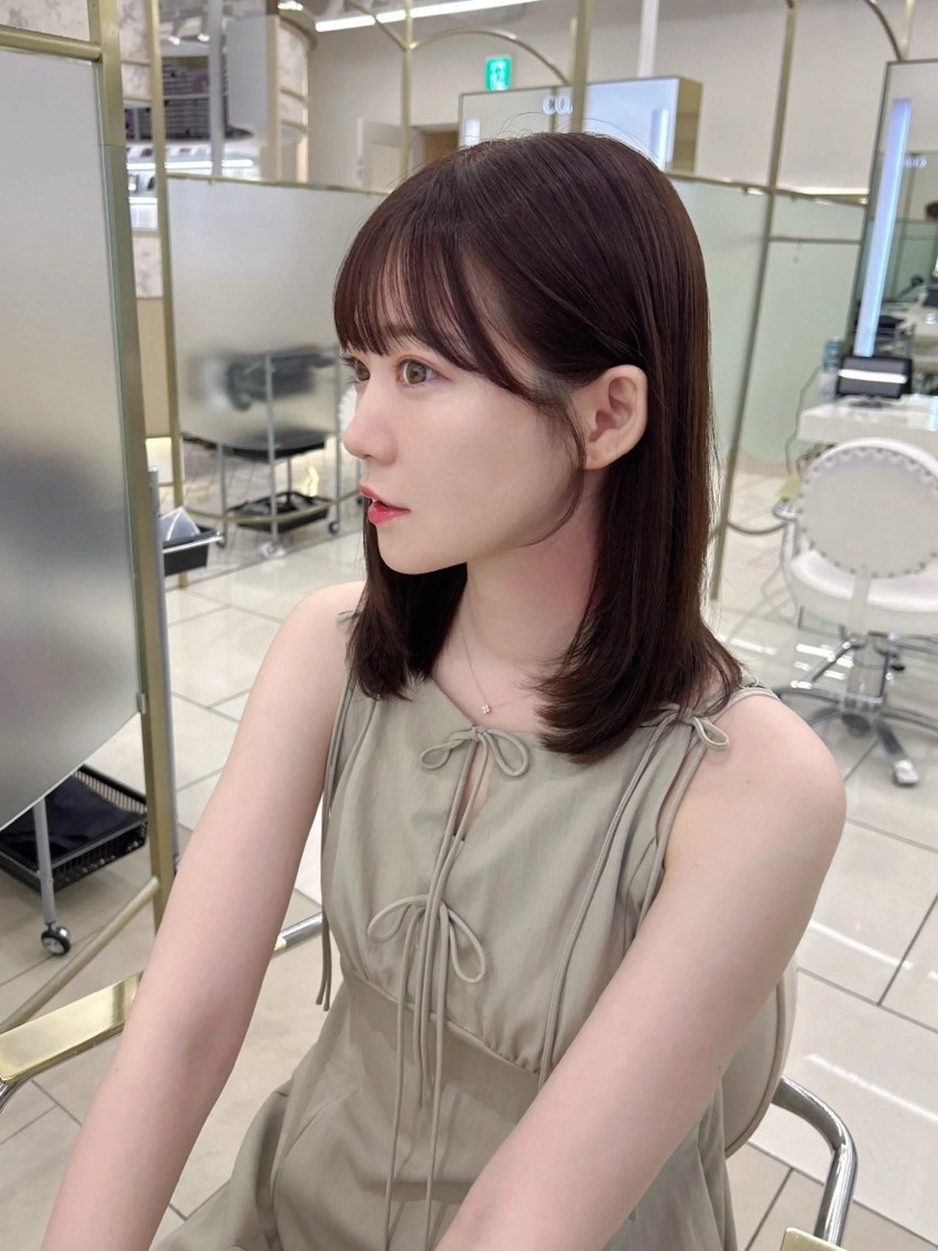 ミディアム カット ヘアカラー COA GINZA 空也/前髪/顔まわりのヘアスタイル