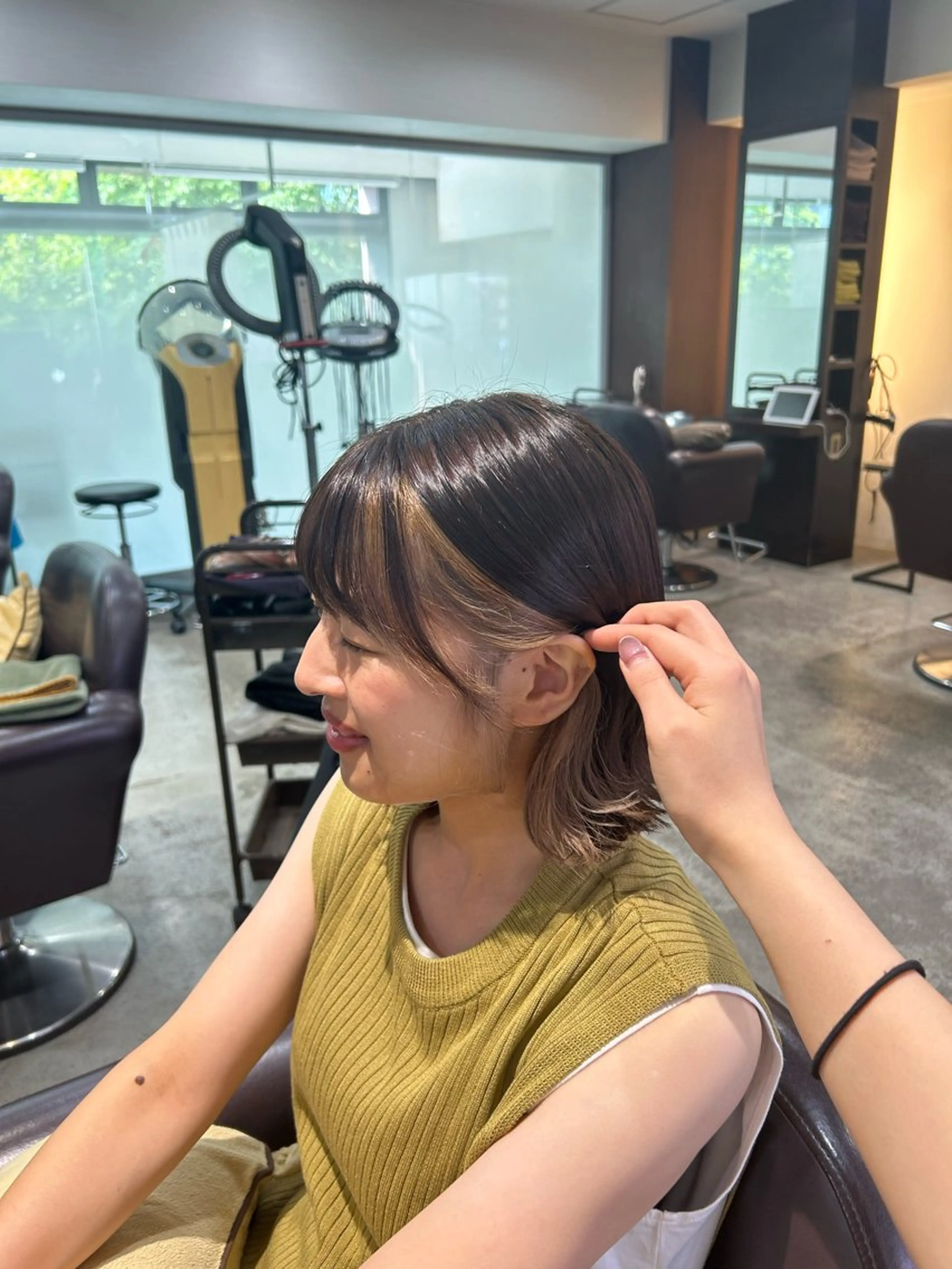 ショート カラー デザインカラー 坂本奈都美 🎀のヘアスタイル