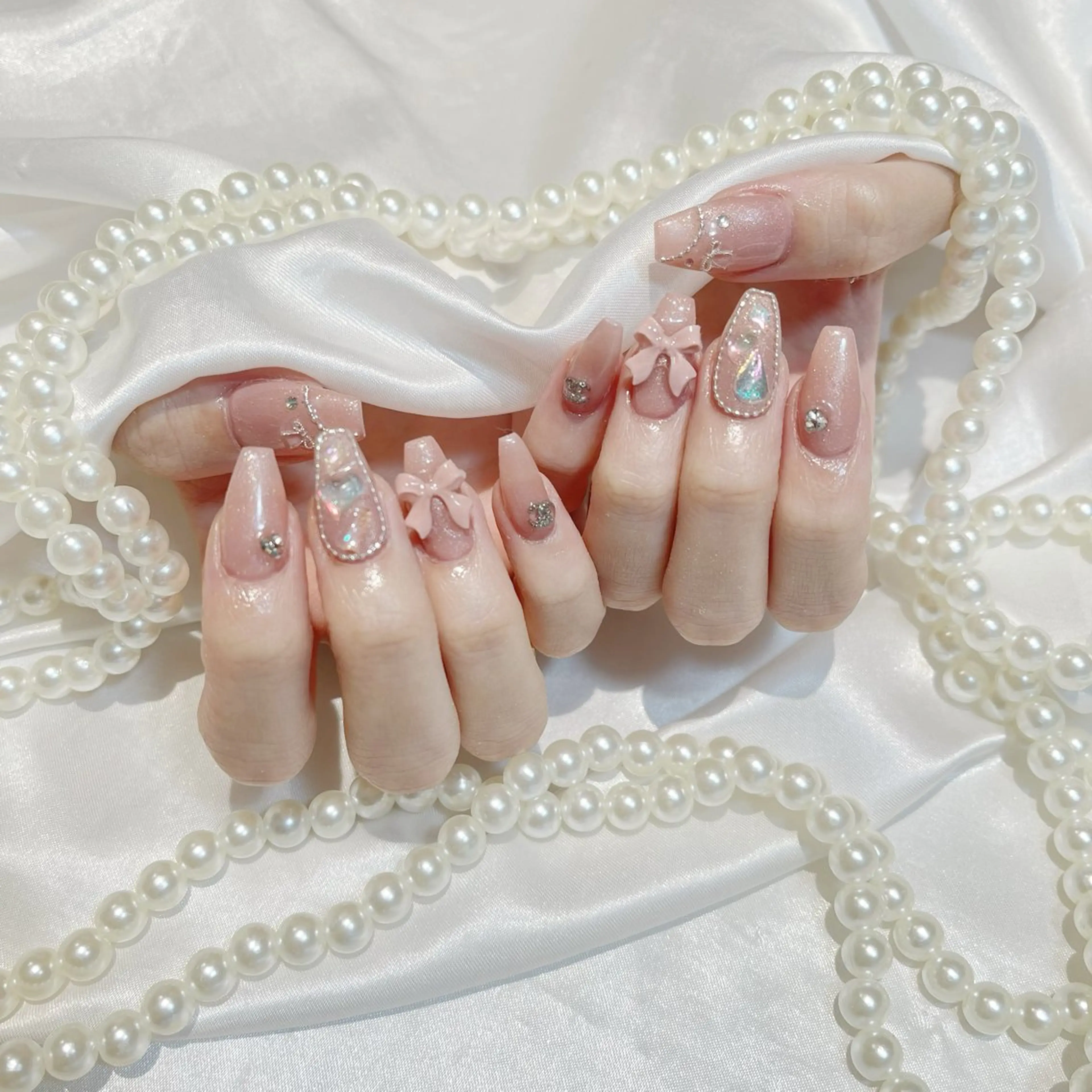 ネイル WISTERIA aisaのネイルデザイン