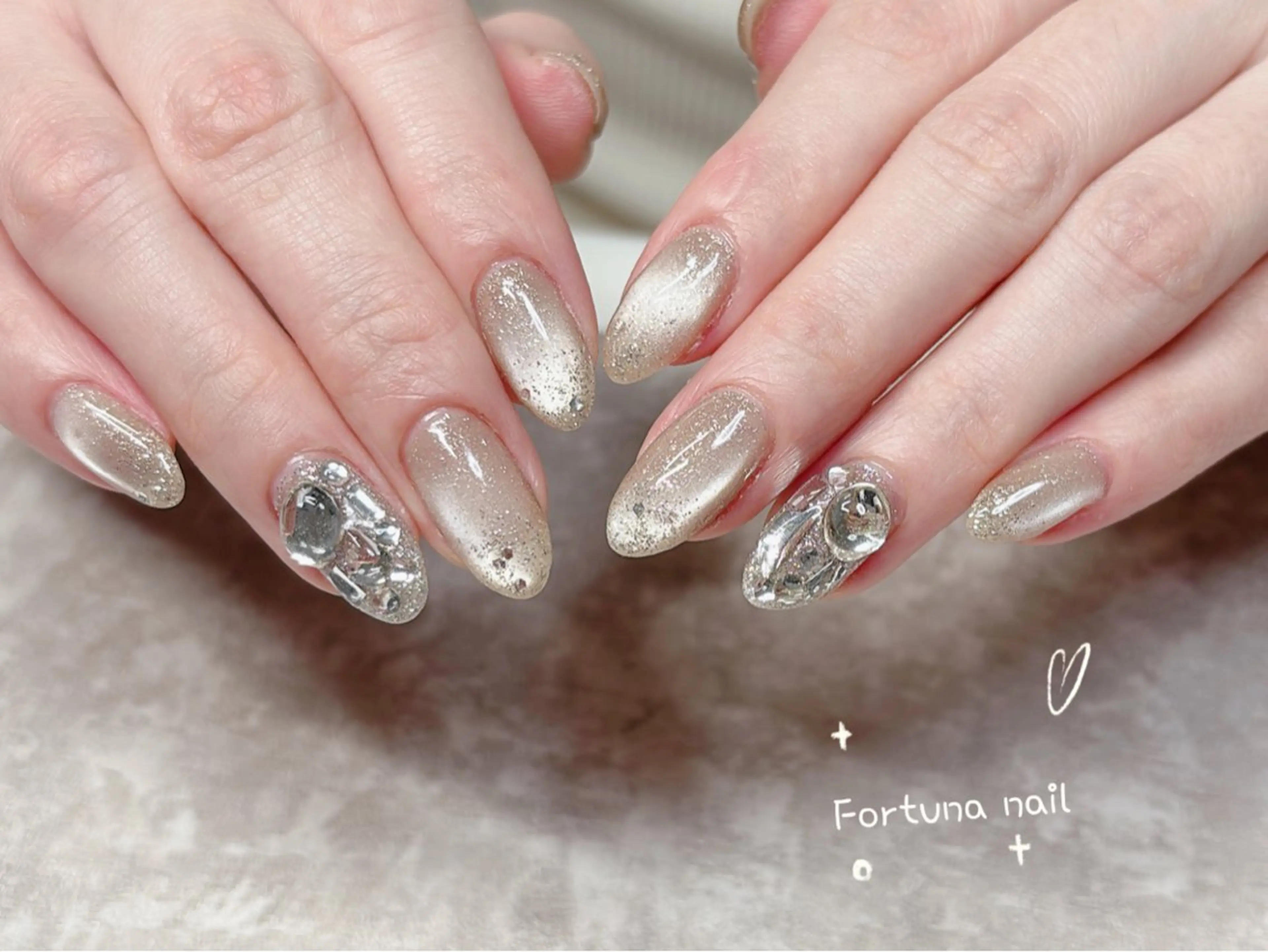 ネイル ハンドネイル Nail •Head スパFortunaのネイルデザイン