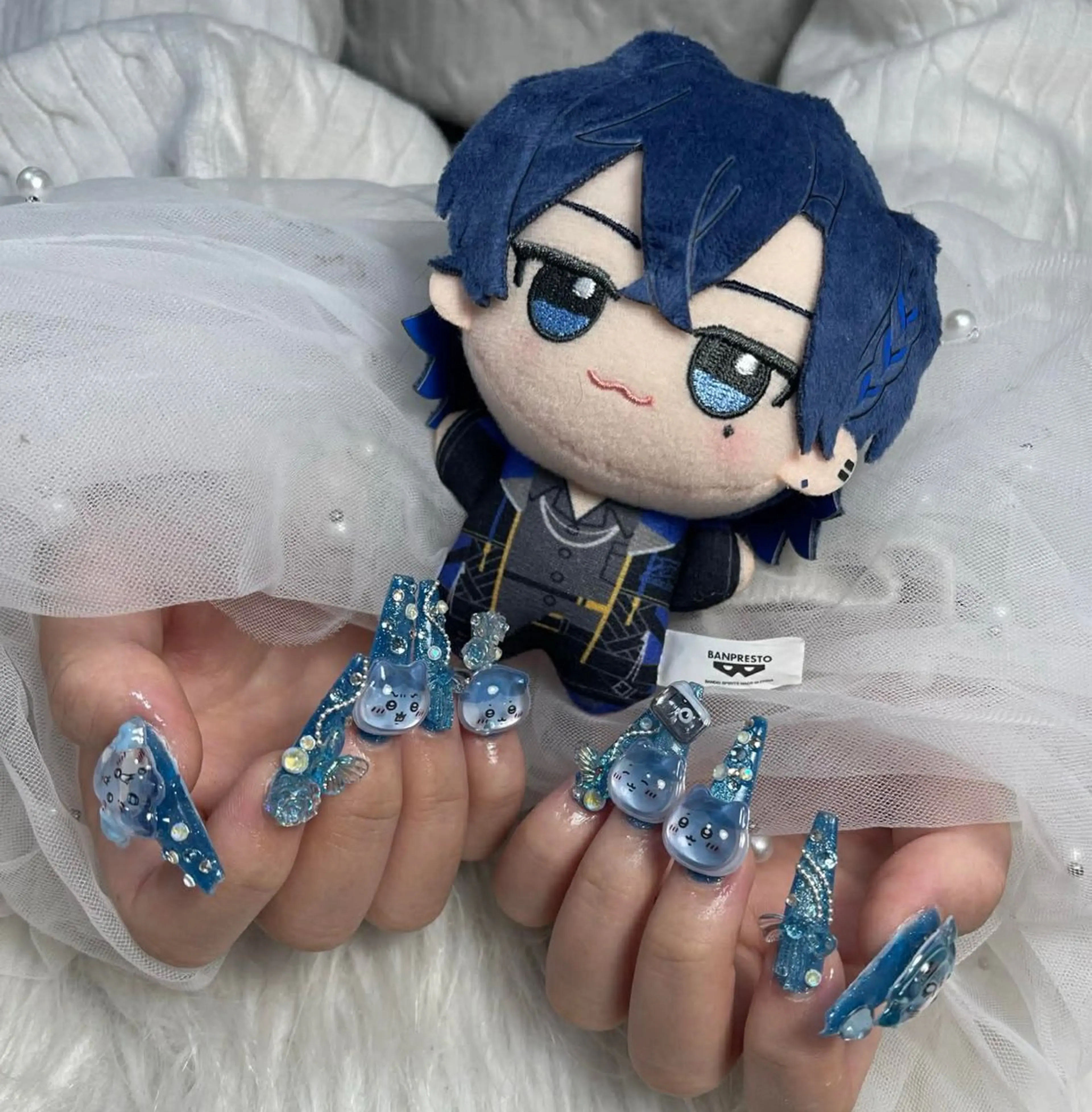 ネイル オーロラネイル クリアネイル フラッシュネイル ジェルネイル グラデーション ハンドネイル ZUZU AMEE NAILのネイルデザイン