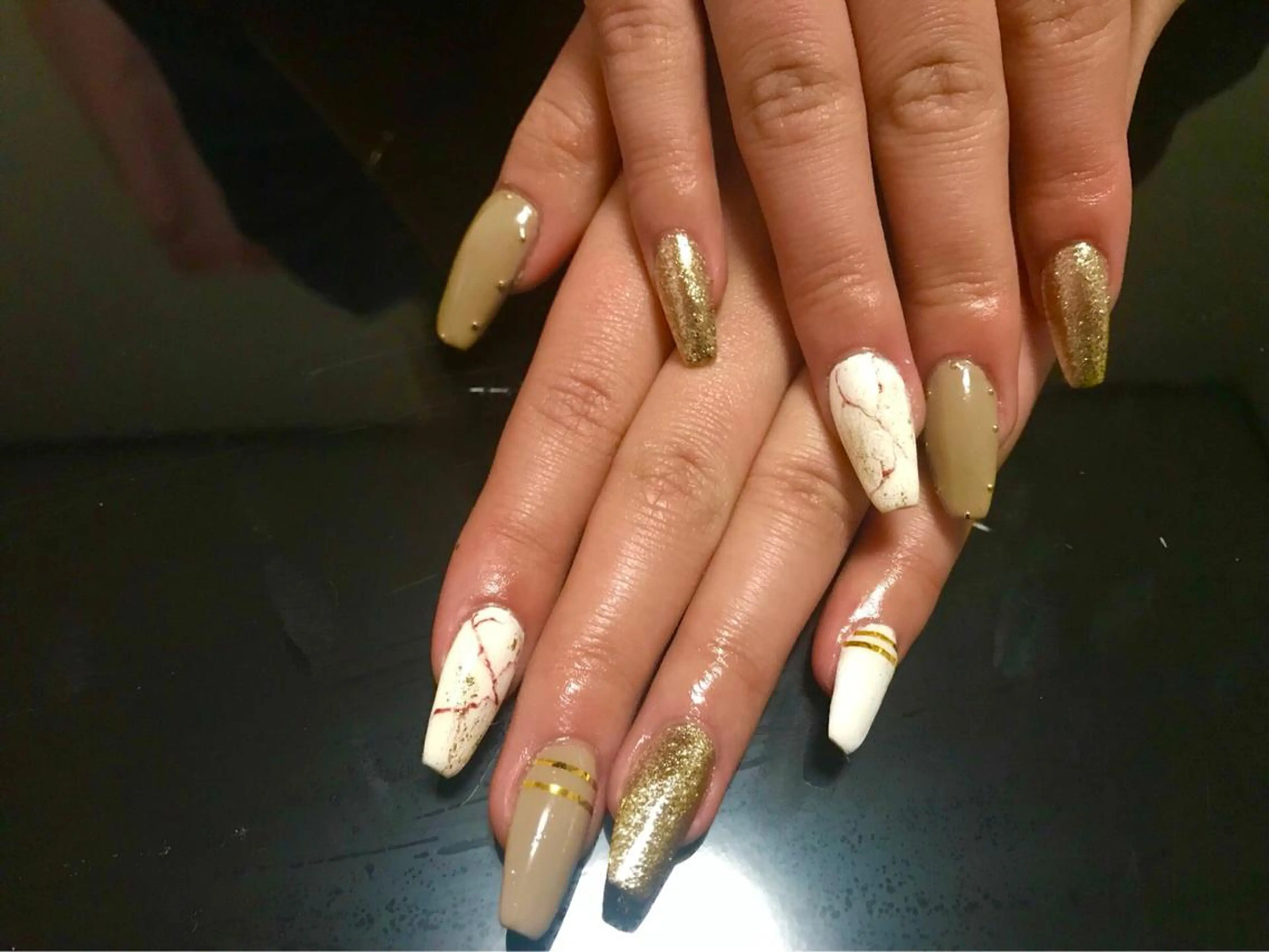 ロング ネイル 大田 美笛香のネイルデザイン