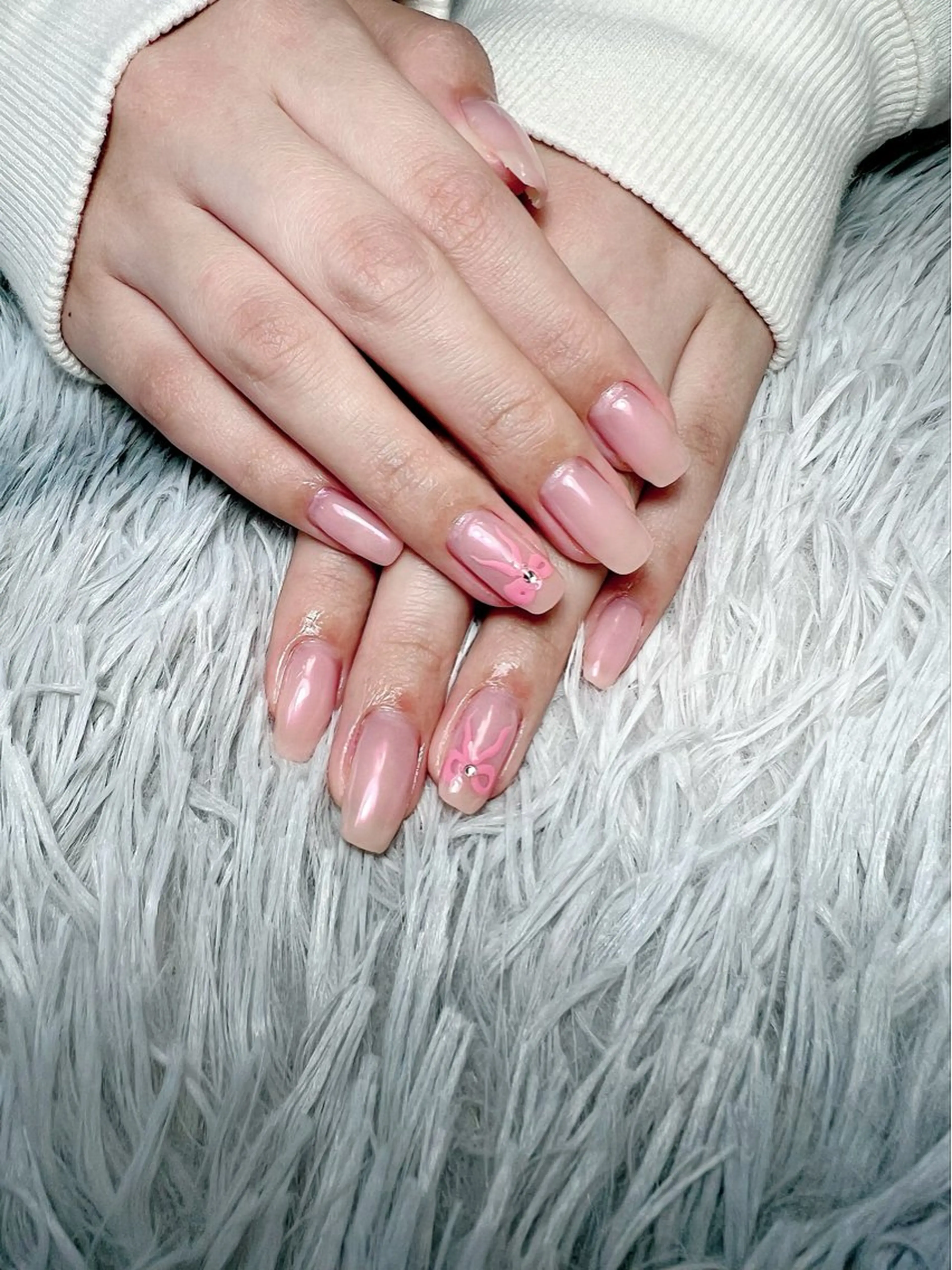 ネイル アートネイル ジェルネイル オフィスネイル リボン シンプルネイル ハンドネイル シェヌネイル JURAのネイルデザイン