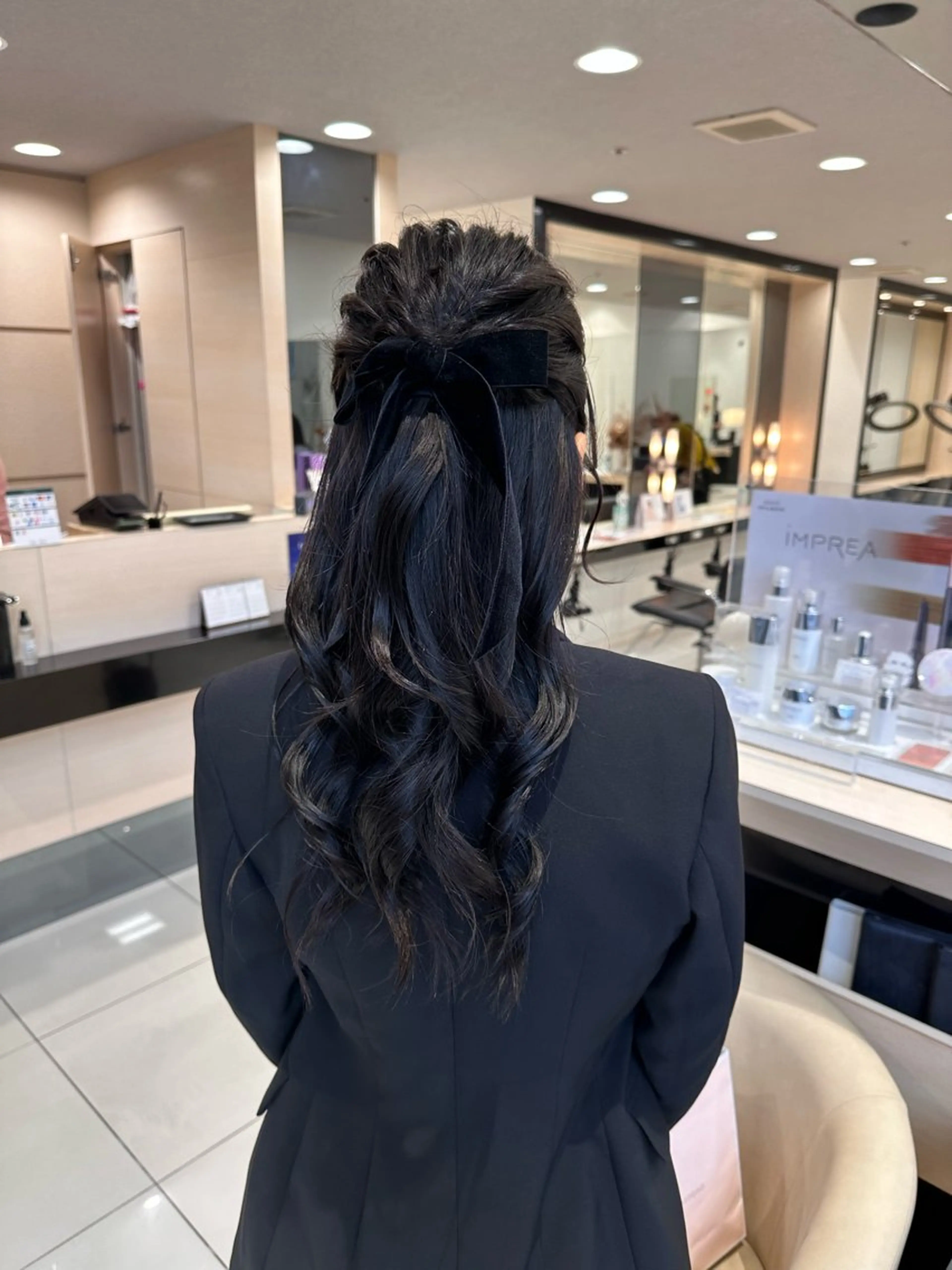 ロング ヘアアレンジ ハーフアップ クロスパーマ/うる艶 カラー/Kurumiのヘアスタイル