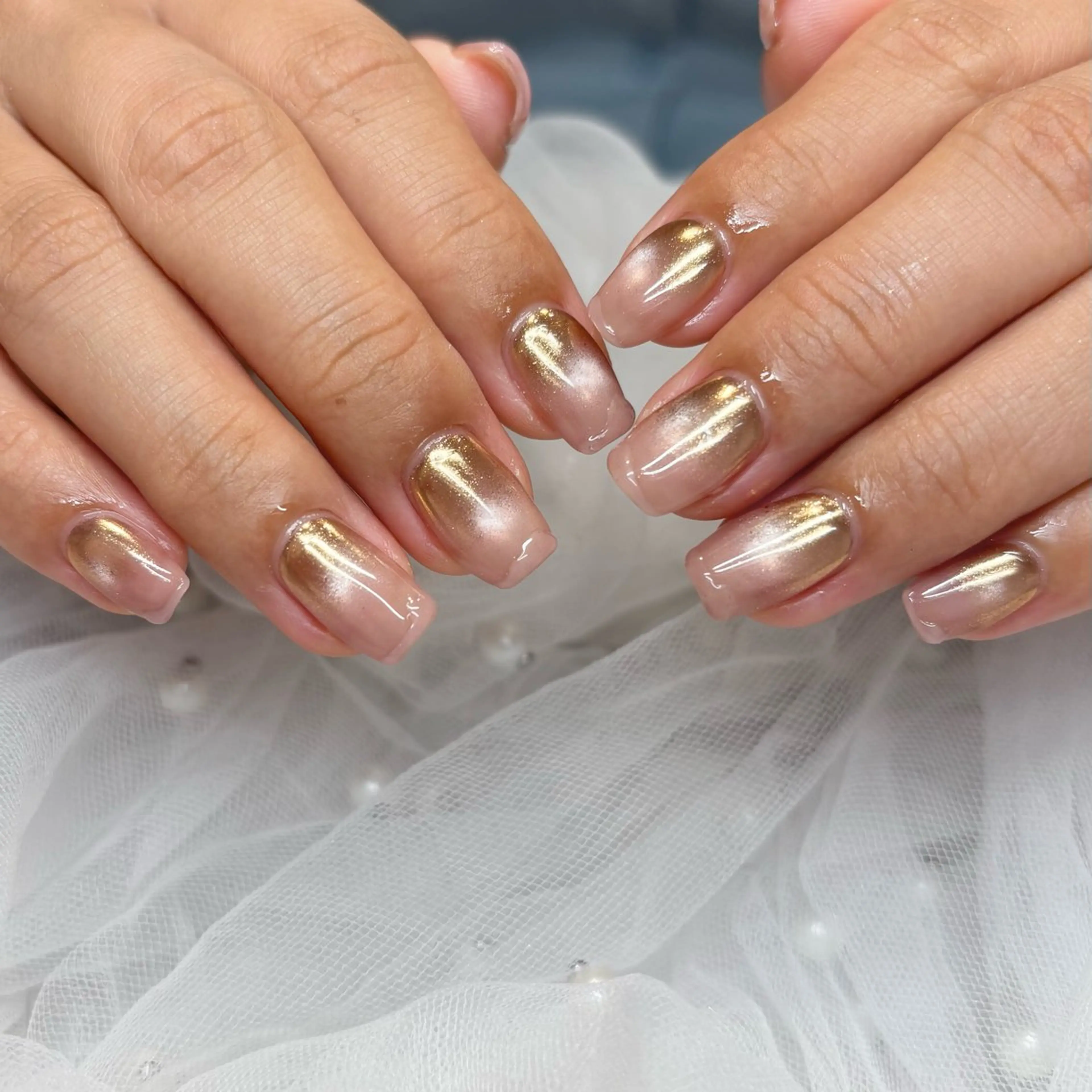 ネイル グラデーション ミラーネイル ピンク ぷっくりネイル ハンドネイル 荒巻 めいのネイルデザイン