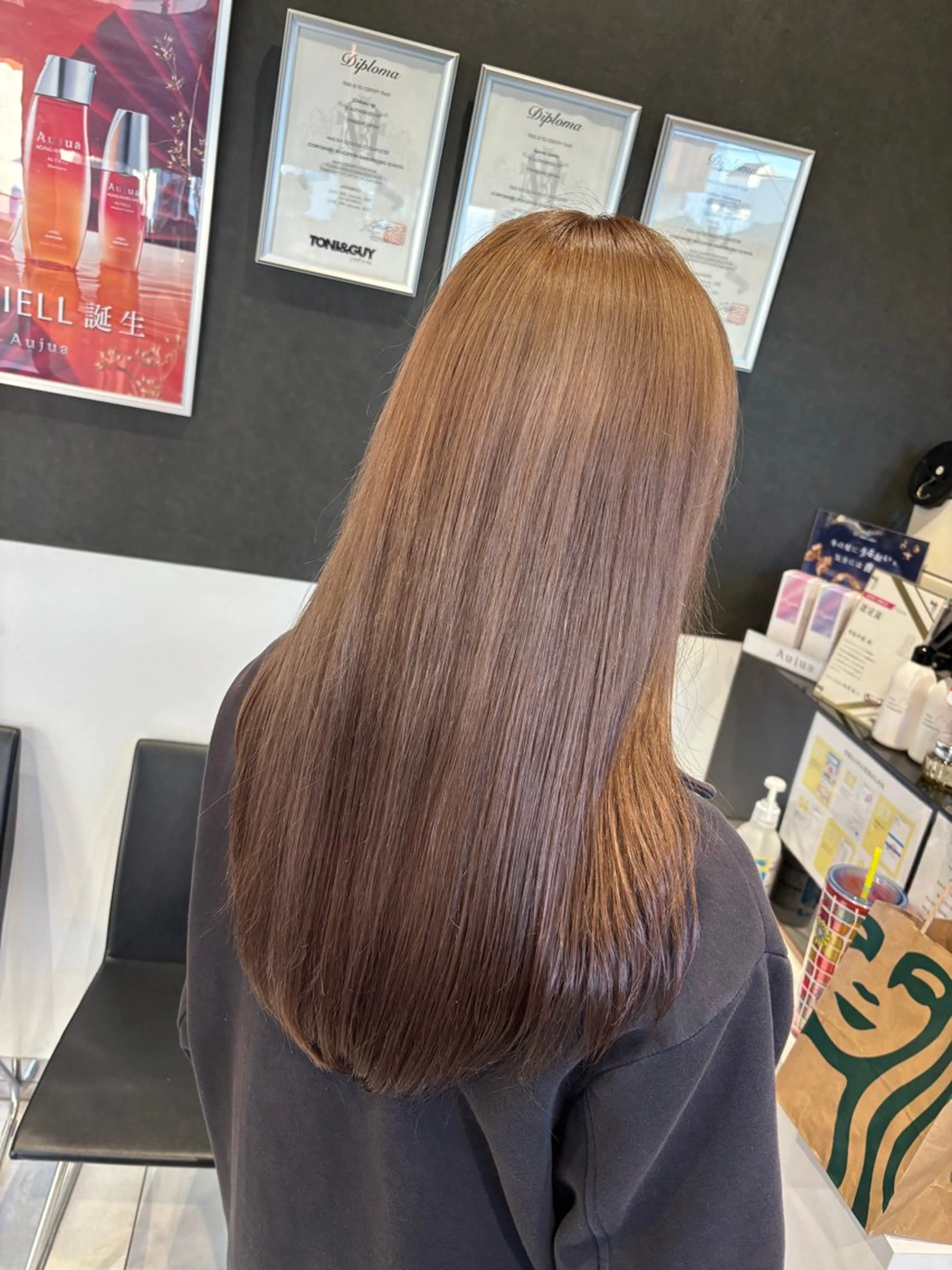 ロング カラー ヘアカラー トリートメント ブリーチ/ヘアケア/ 艶髪/イギチハルのヘアスタイル