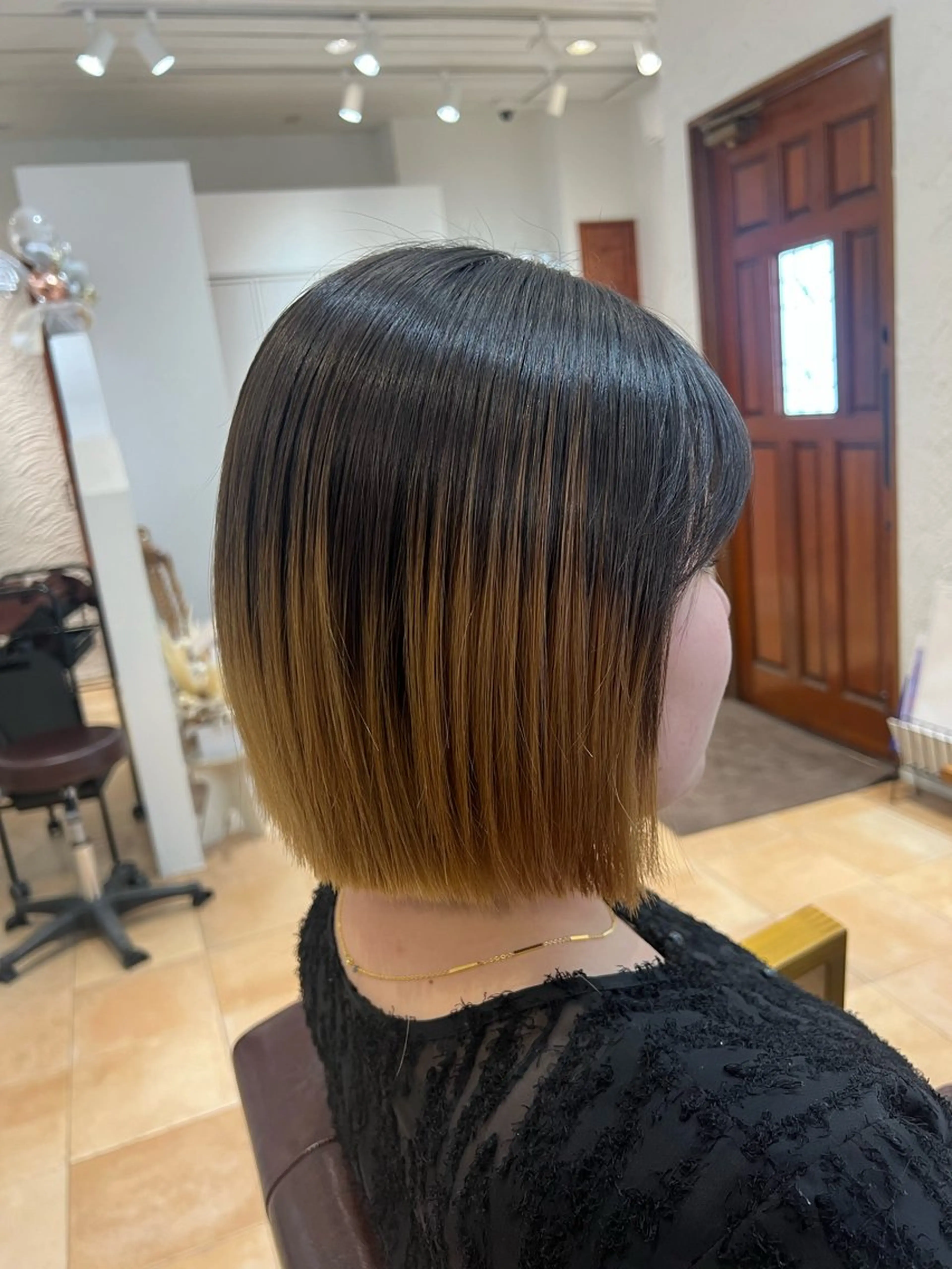 ショート カラー 🥀韓国ヘア🥀 宮津真菜のヘアスタイル