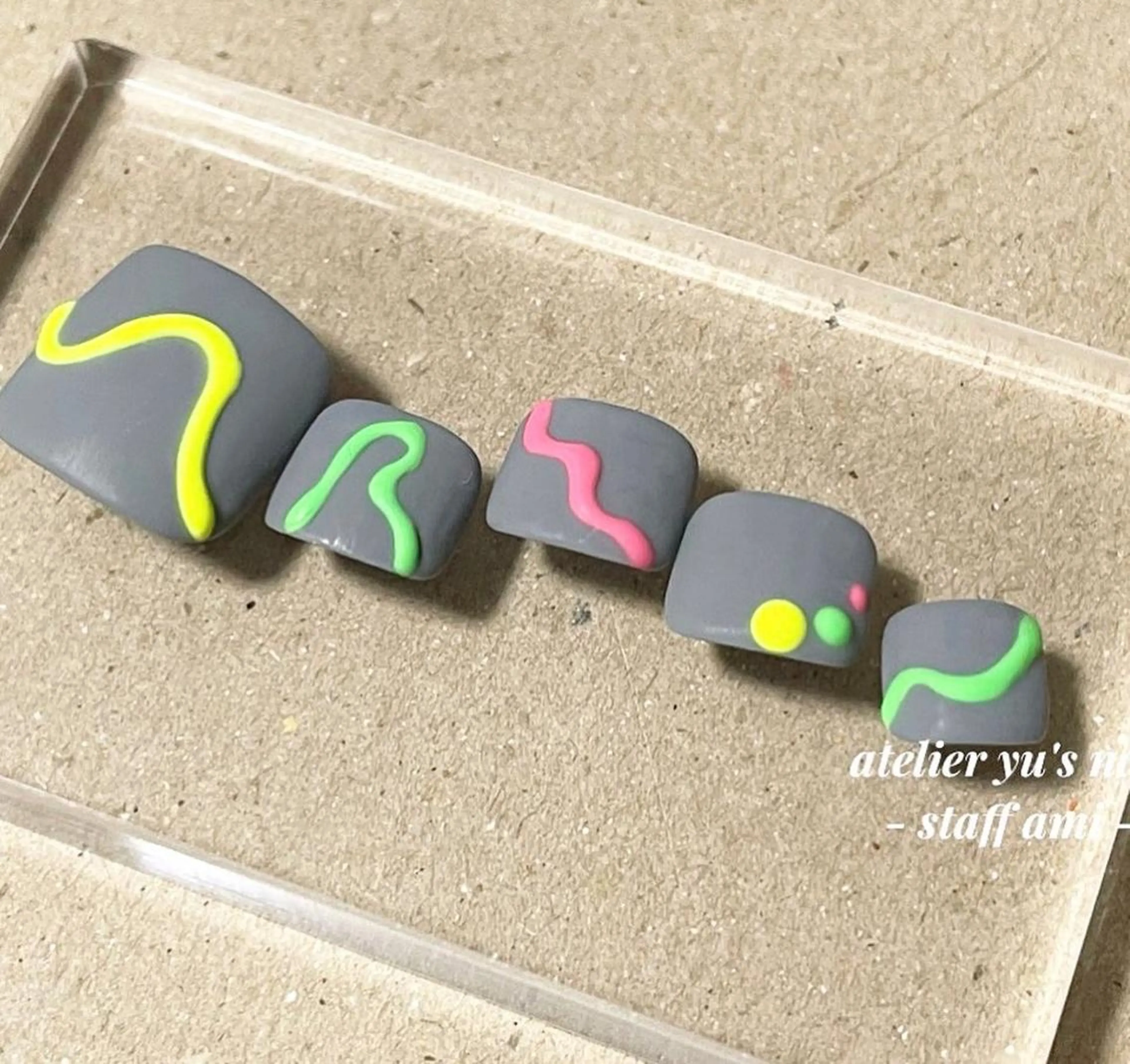 ネイル フットネイル atelier yu's nailのネイルデザイン