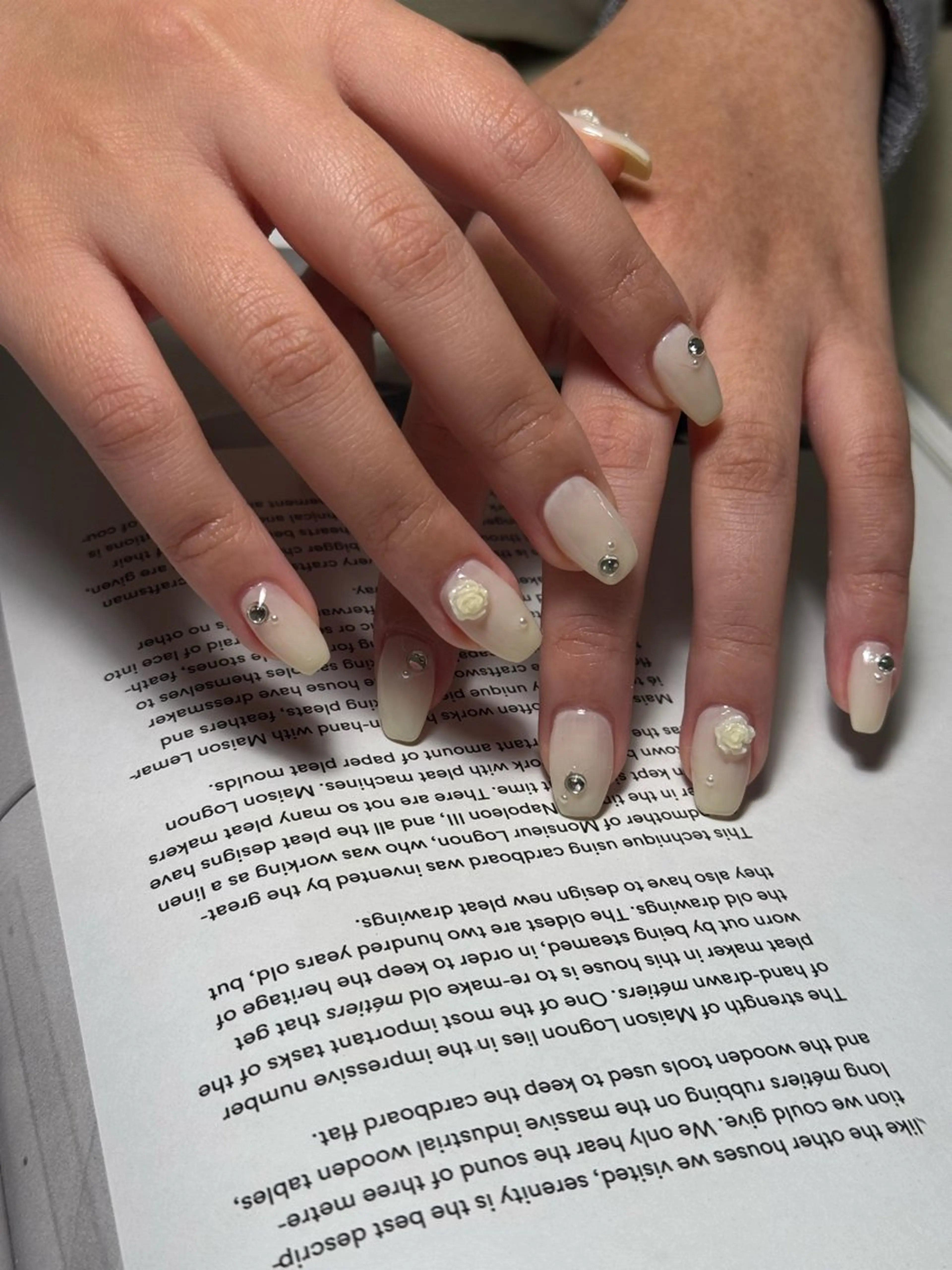 ネイル ハンドネイル haruka .のネイルデザイン