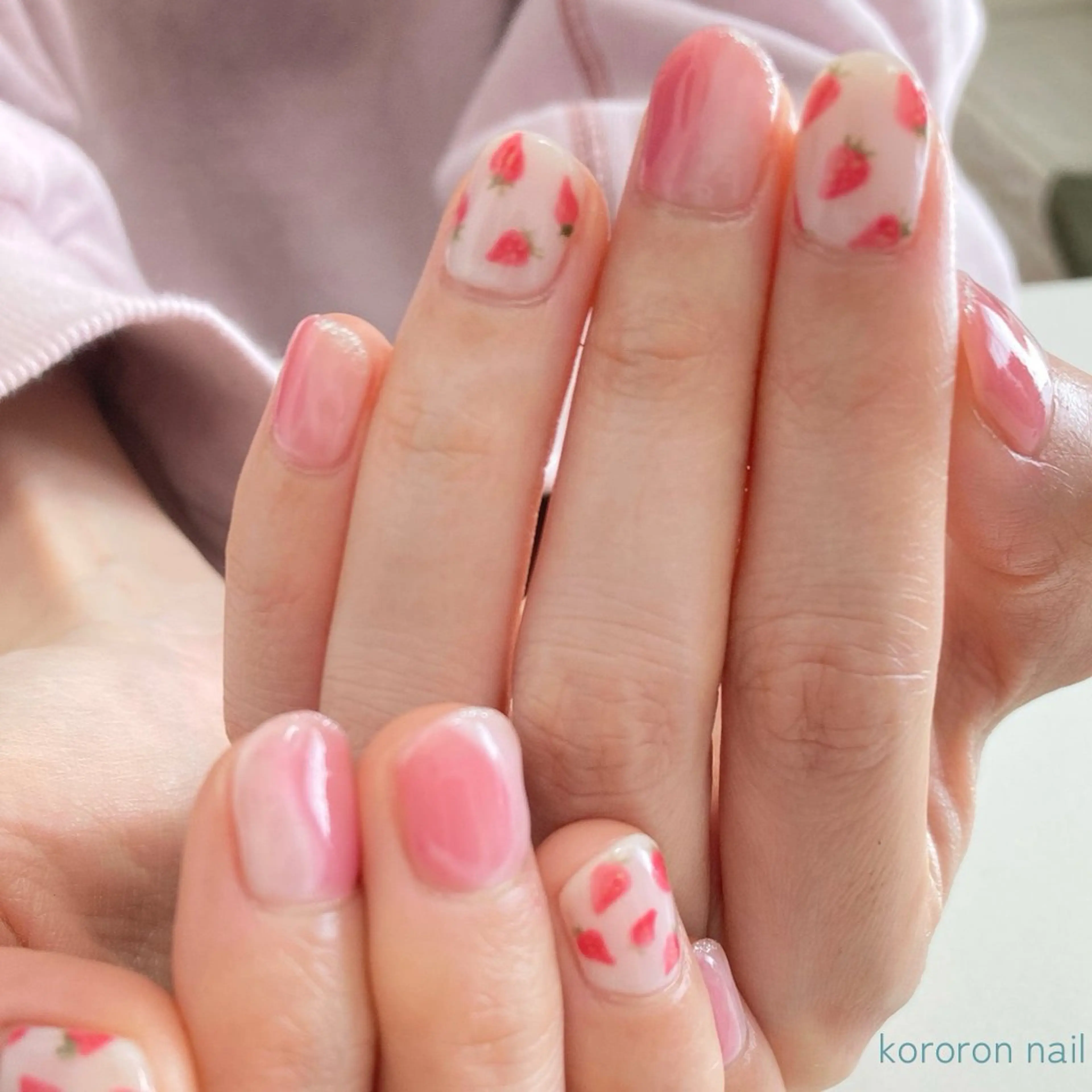 ネイル ころろんネイル nazuのネイルデザイン