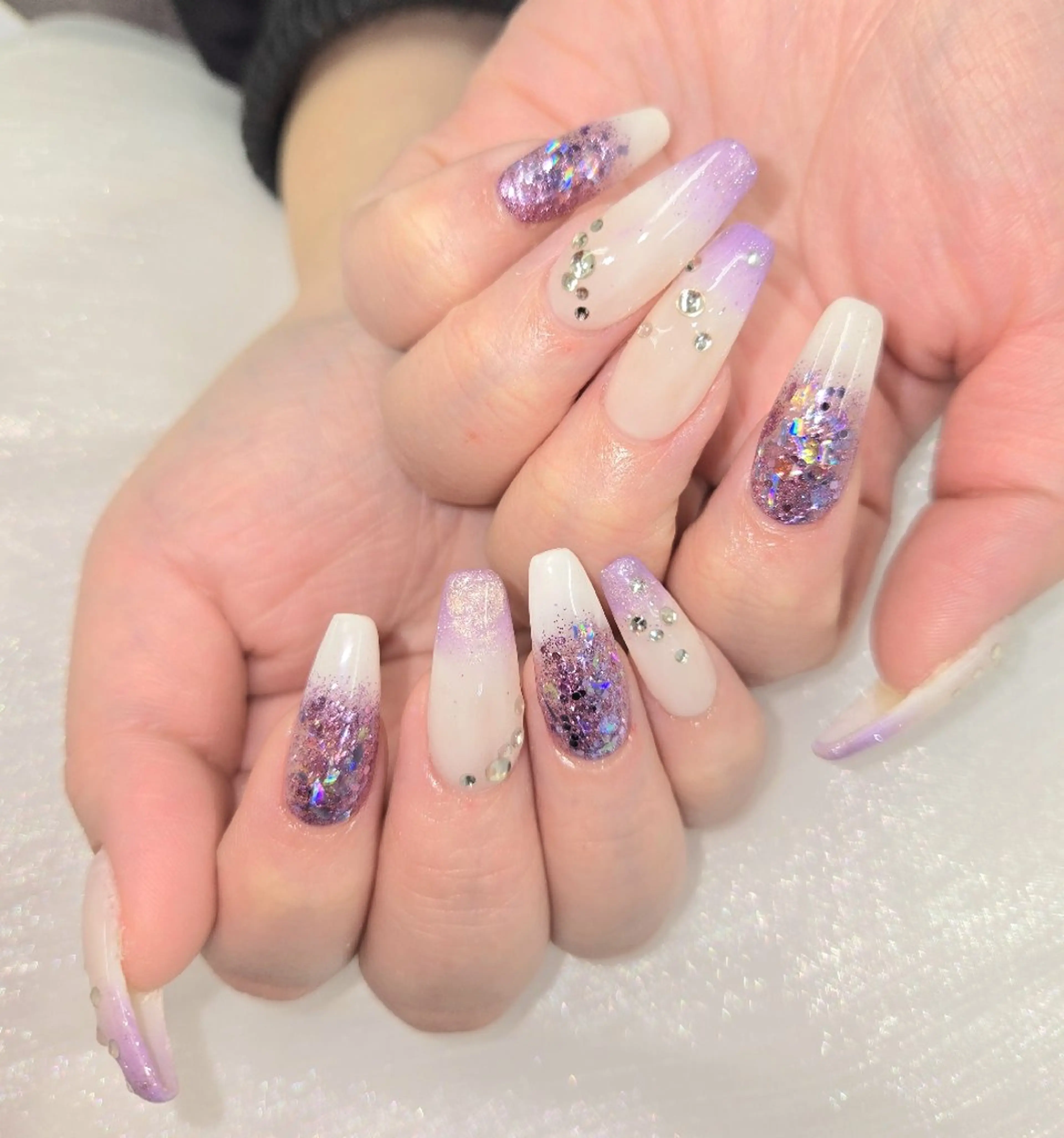 ネイル アートネイル オーロラネイル チークネイル 成人式 ジェルネイル ハンドネイル 河野ちえ (雑誌掲載サロン)のネイルデザイン