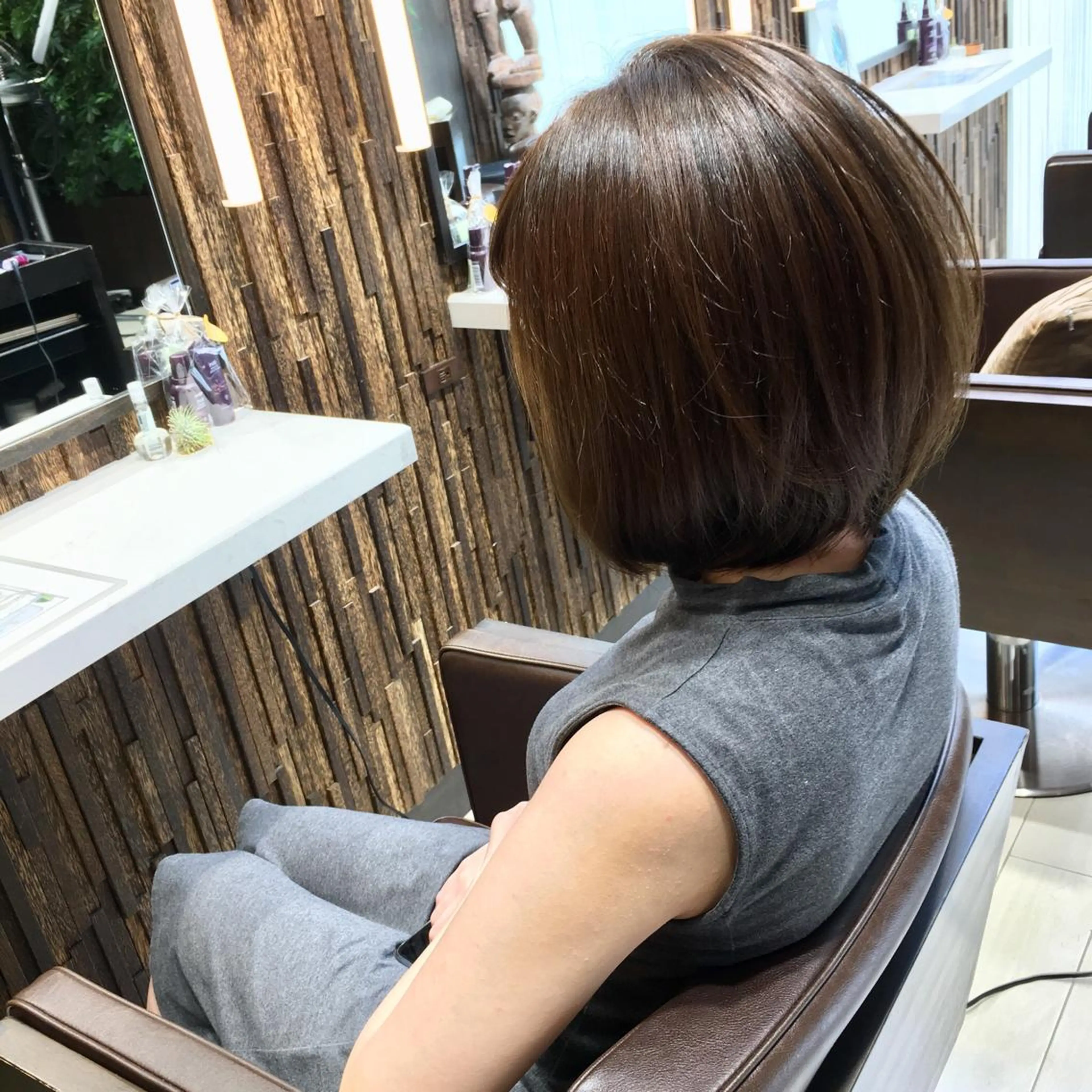 ショート カラー 金丸 弘大✨のヘアスタイル