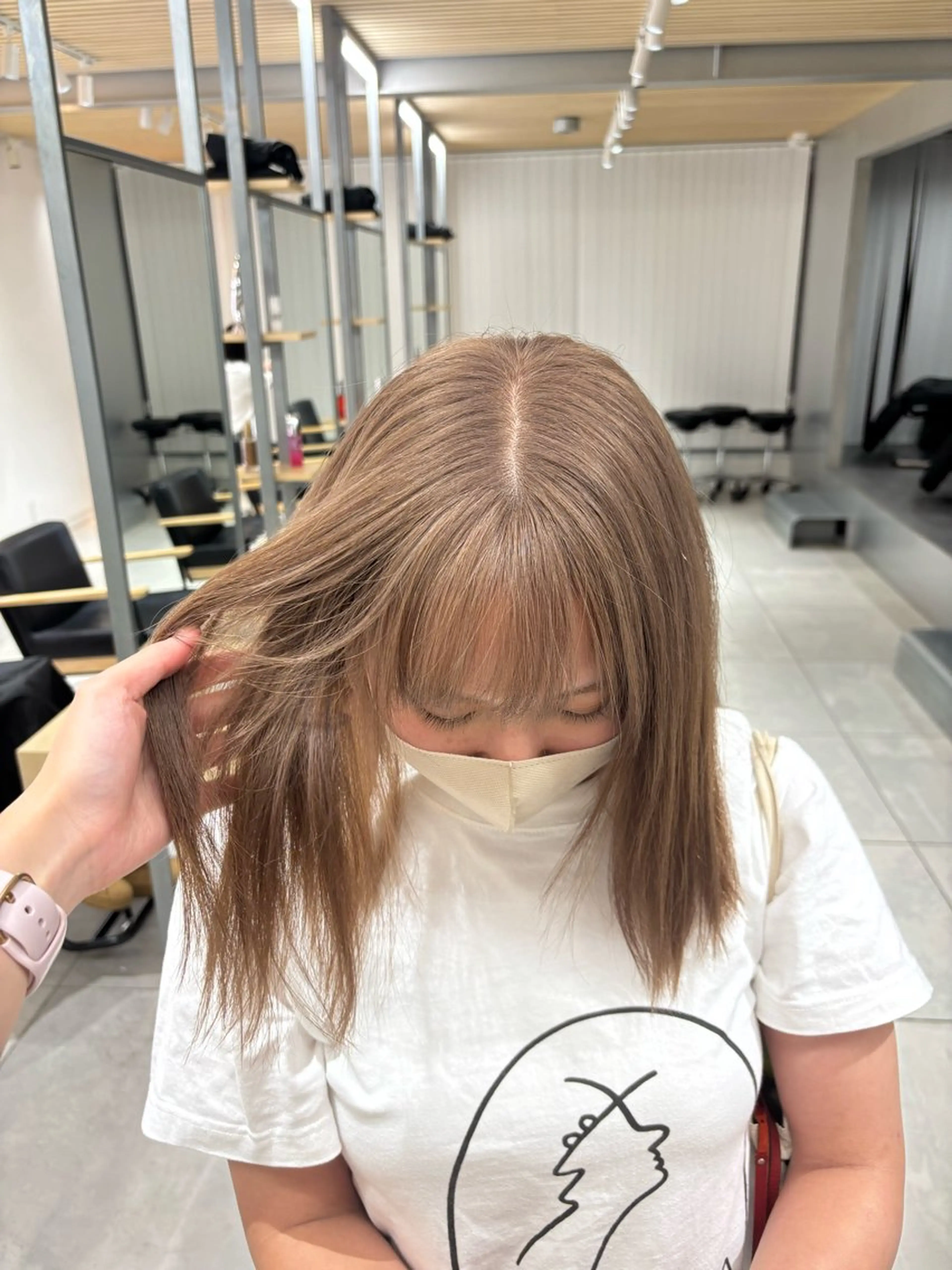 セミロング カラー ヘアアレンジ ヘアカラー ヘッドスパ ベージュ/グレージュ 🧸あやか/表参道のヘアスタイル