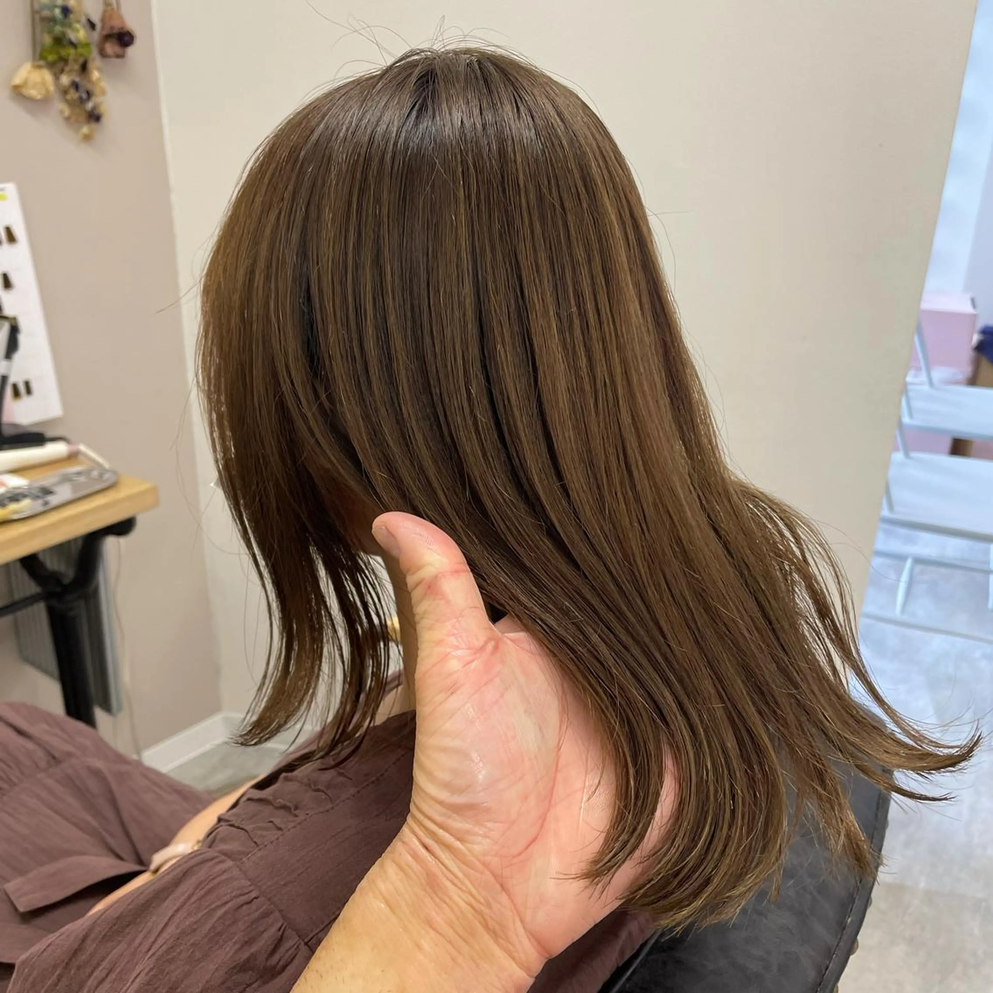 ショート カラー 肌に馴染む暗髪 梅田・増田のヘアスタイル