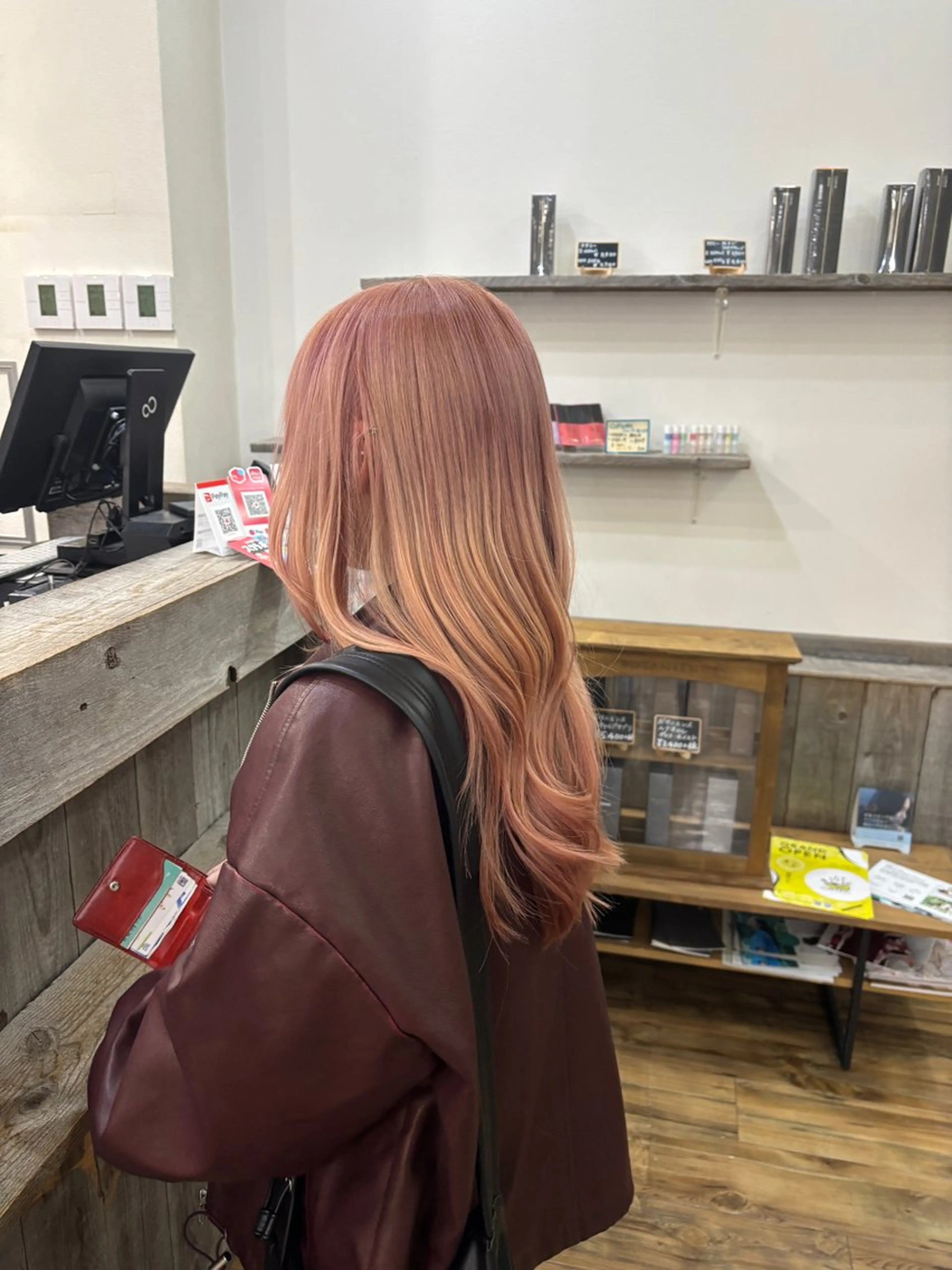 ミディアム限定✨カット+ブリーチ+カラーの写真