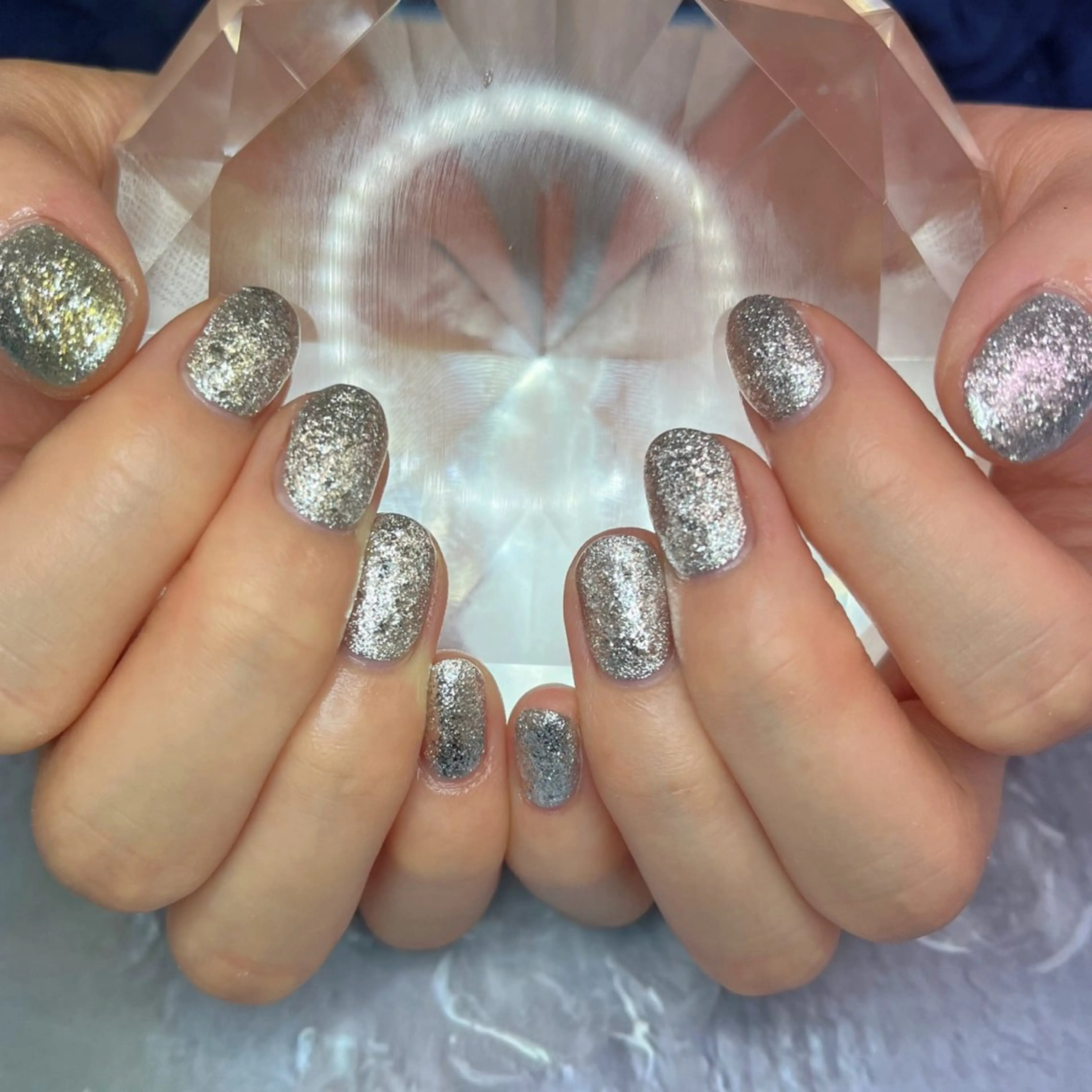 ネイル シルバー BlueDaisy 栄本店のネイルデザイン