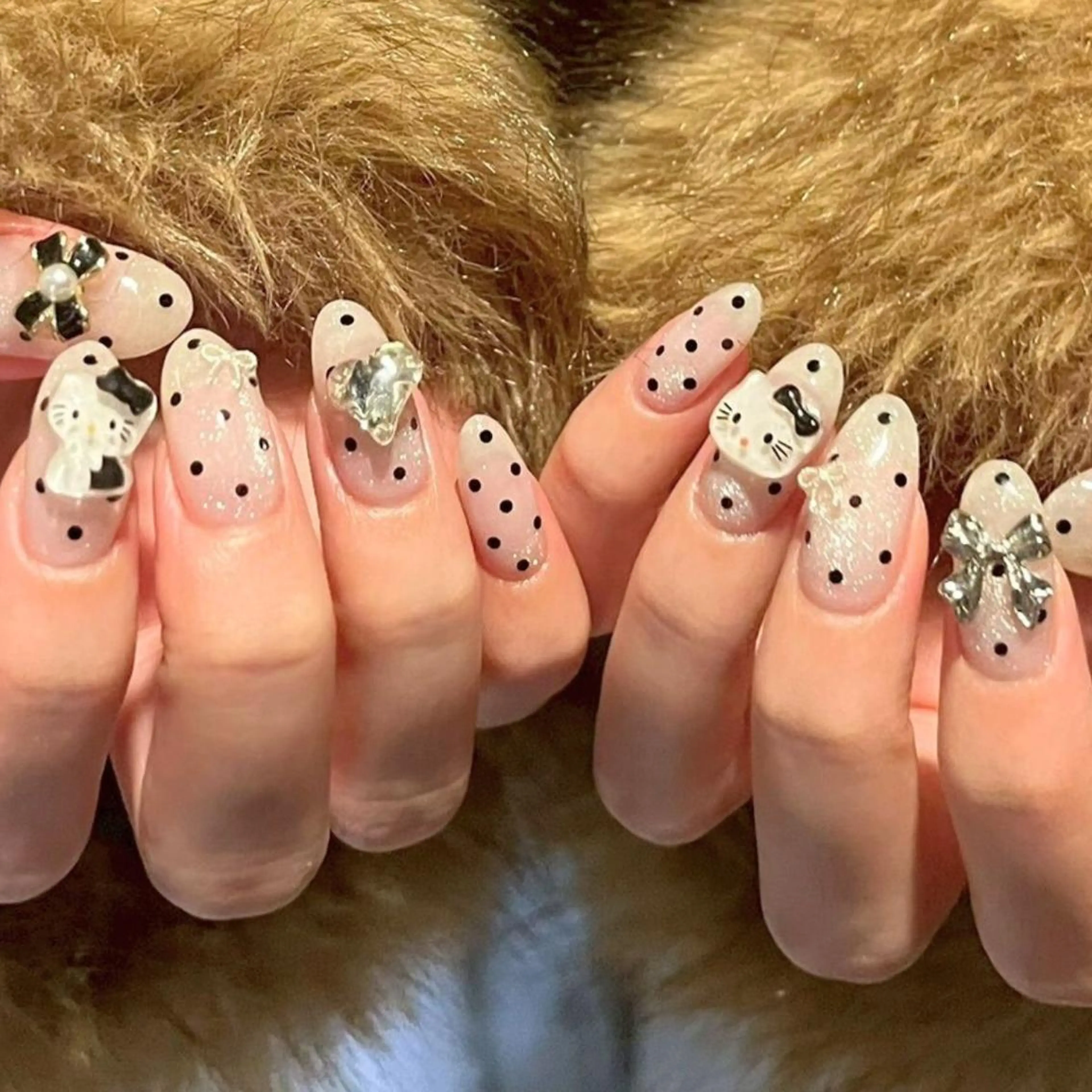 ご新規さま限定💎【HAND】ワンカラー＋パーツ付け放題 ¥6600の写真