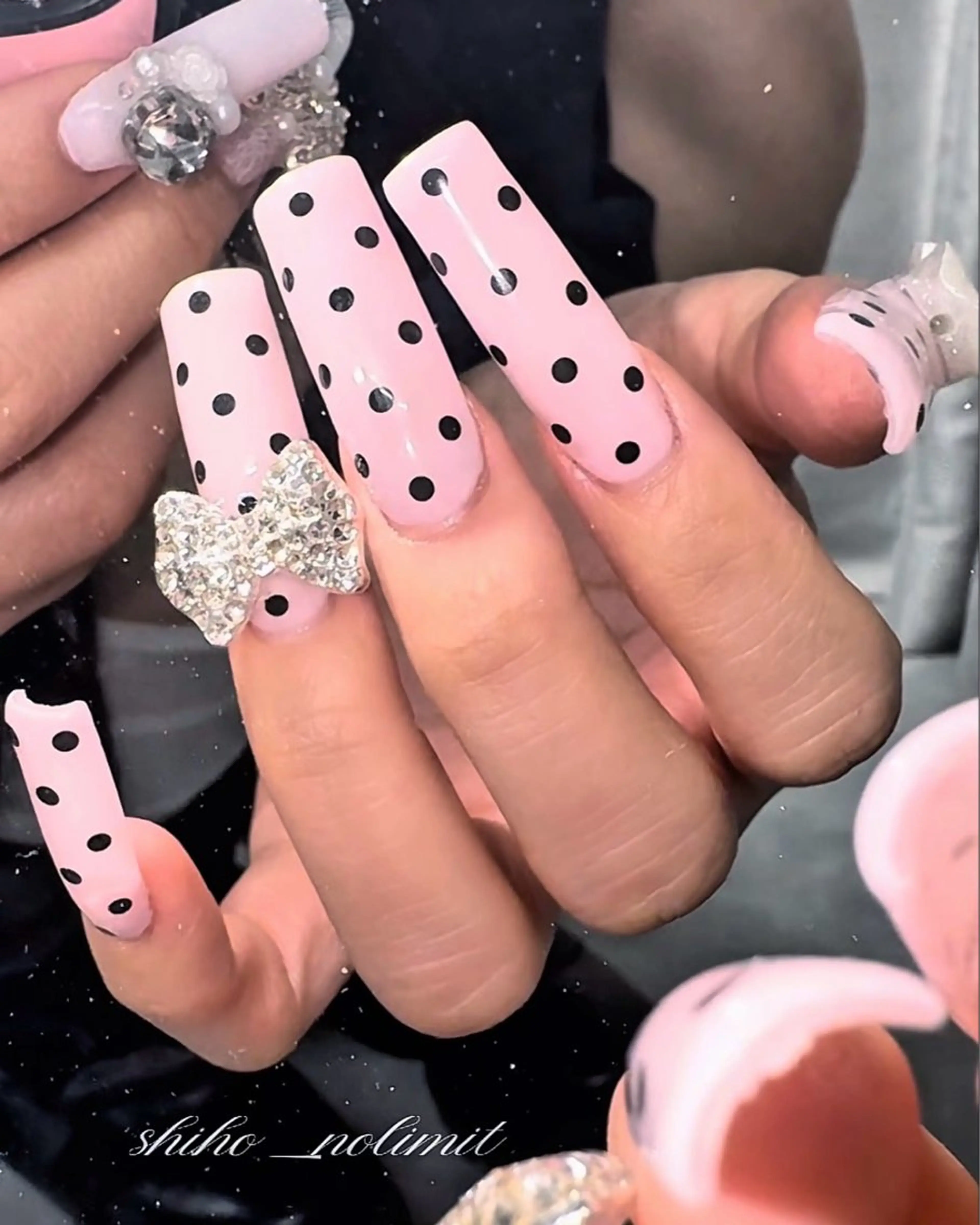 ネイル nolimit.osakaアメ村店所属・NOLIMIT shihoのネイルデザイン