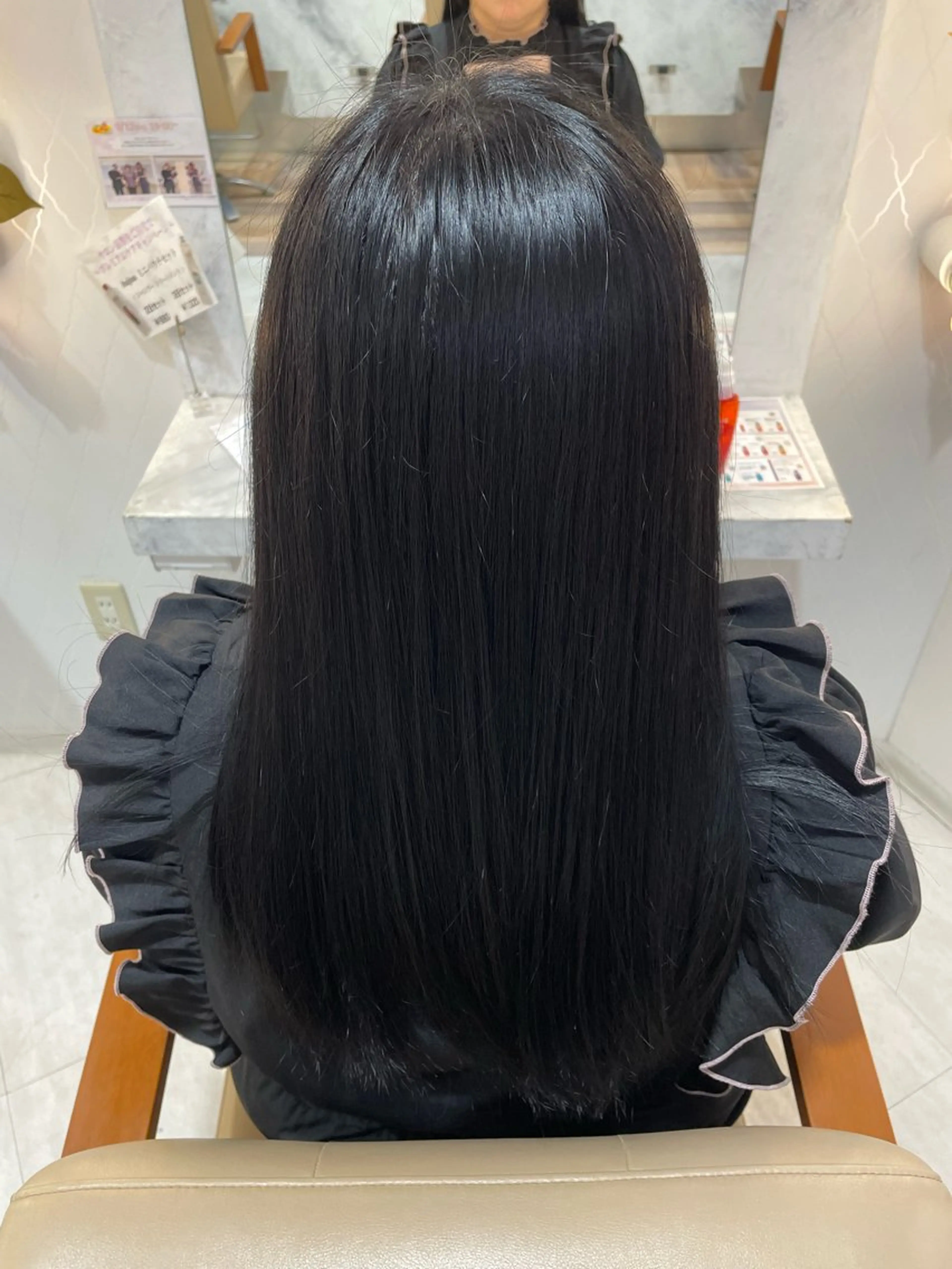 ロング カラー ヘアカラー 新庄 雪乃のヘアスタイル