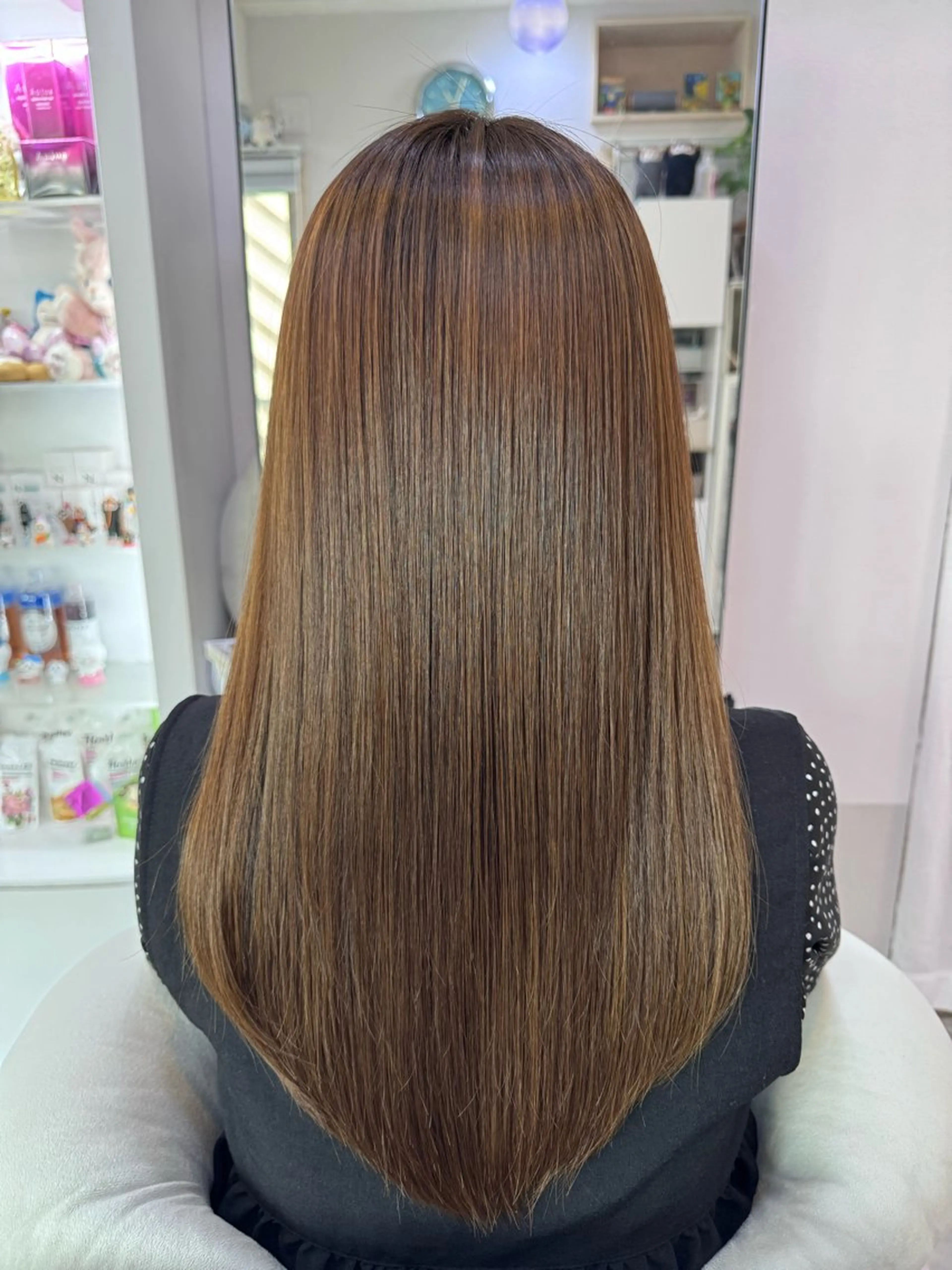 ロング カラー パーマ ベージュカラー 髪質改善 悩める癖毛の救世主✨ あべタクヤ🫧のヘアスタイル