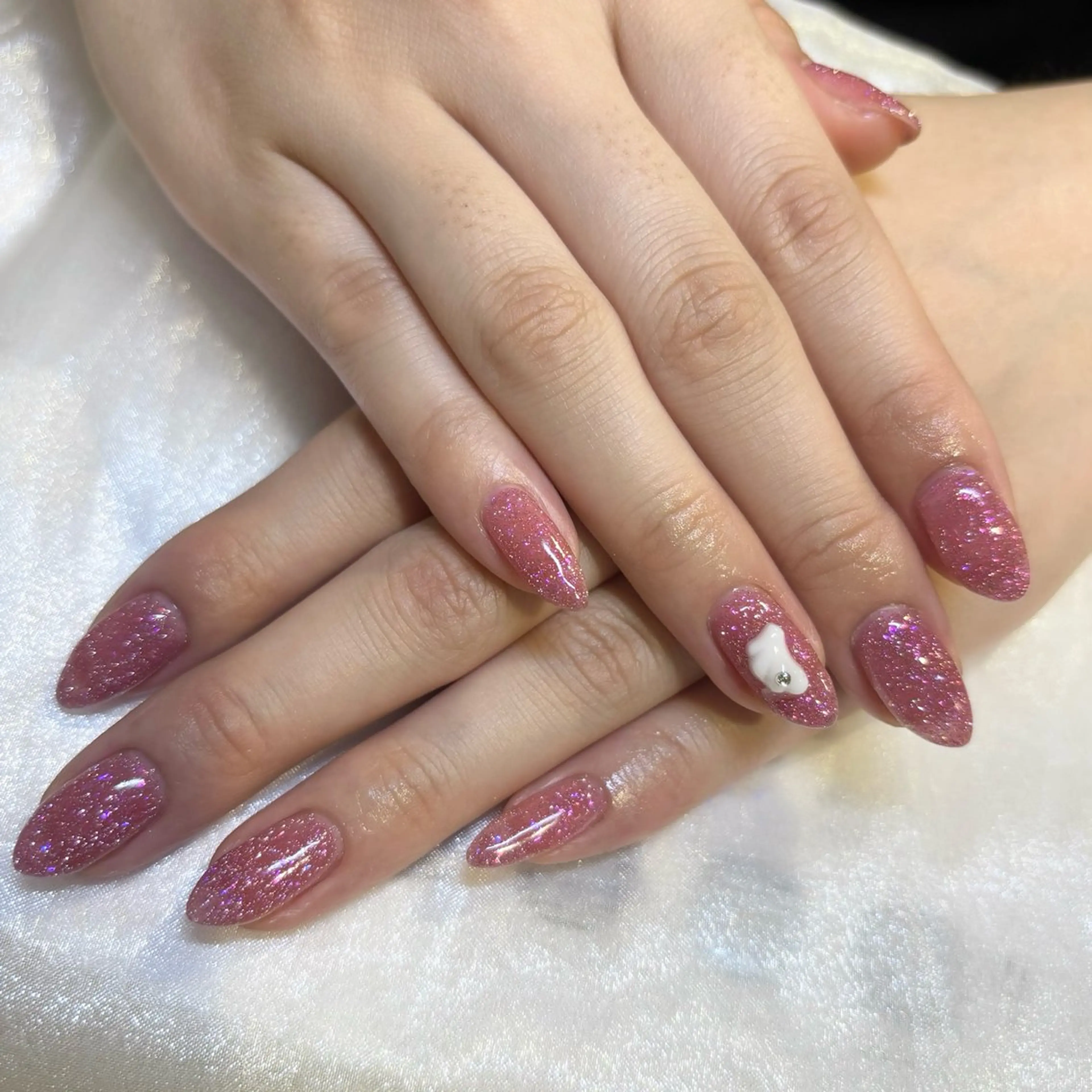 ネイル アートネイル フラッシュネイル AKANE 🧴のネイルデザイン