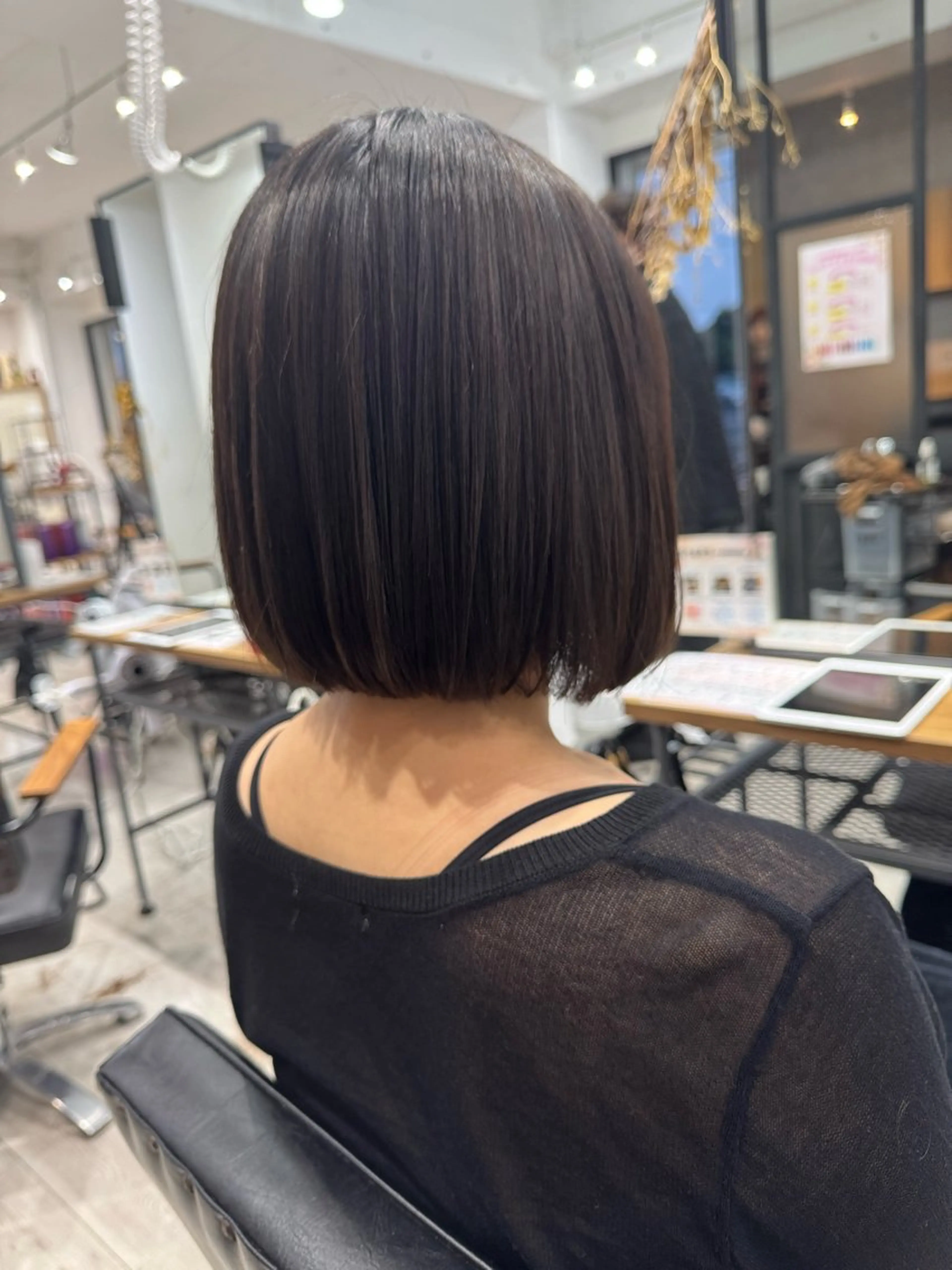ミディアム 殿北 茉奈のヘアスタイル
