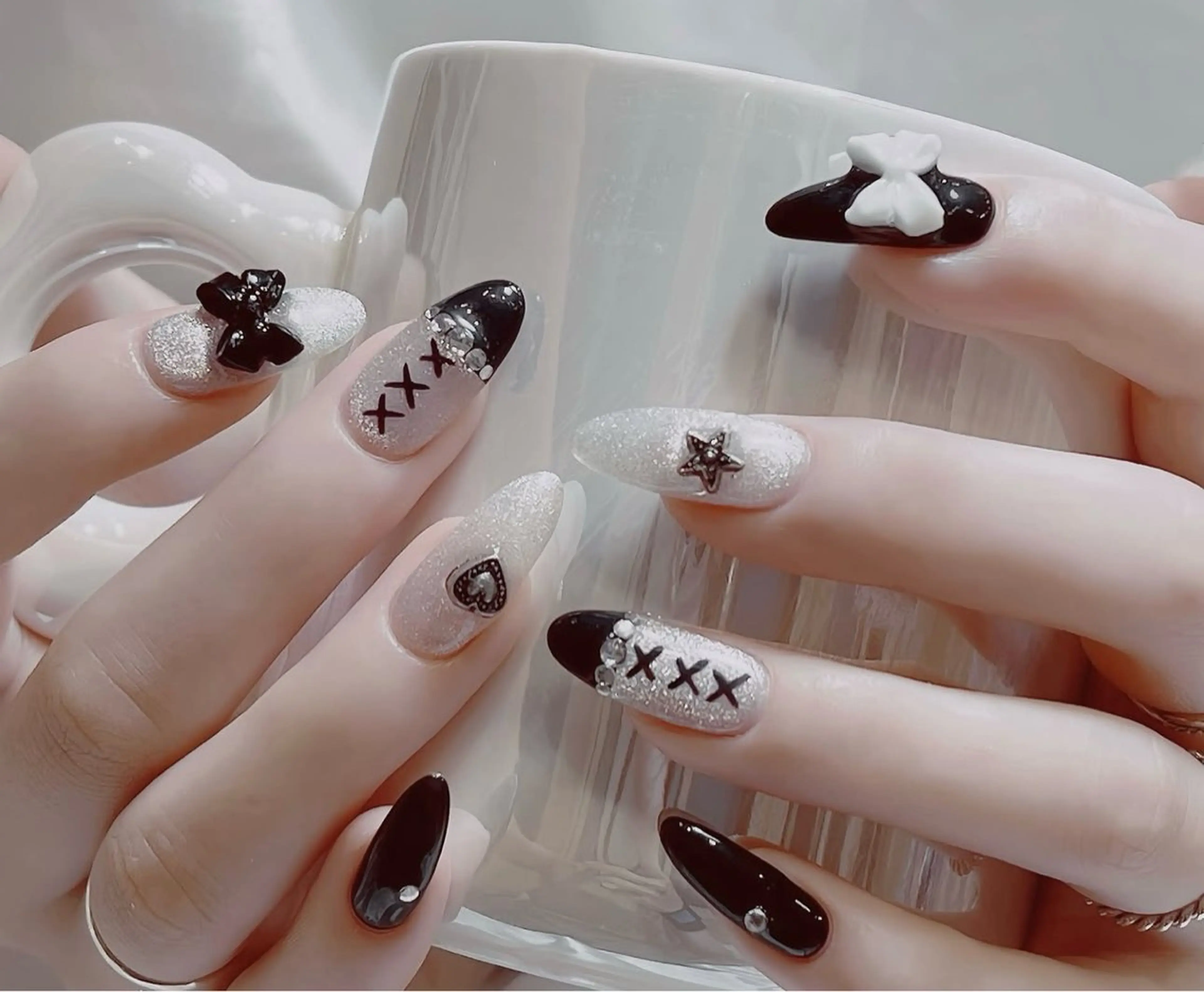 ネイル 韓国ネイル 持ち込み ニュアンスネイル ネイルチップ ハンドネイル TABI ANA.CHUOのネイルデザイン