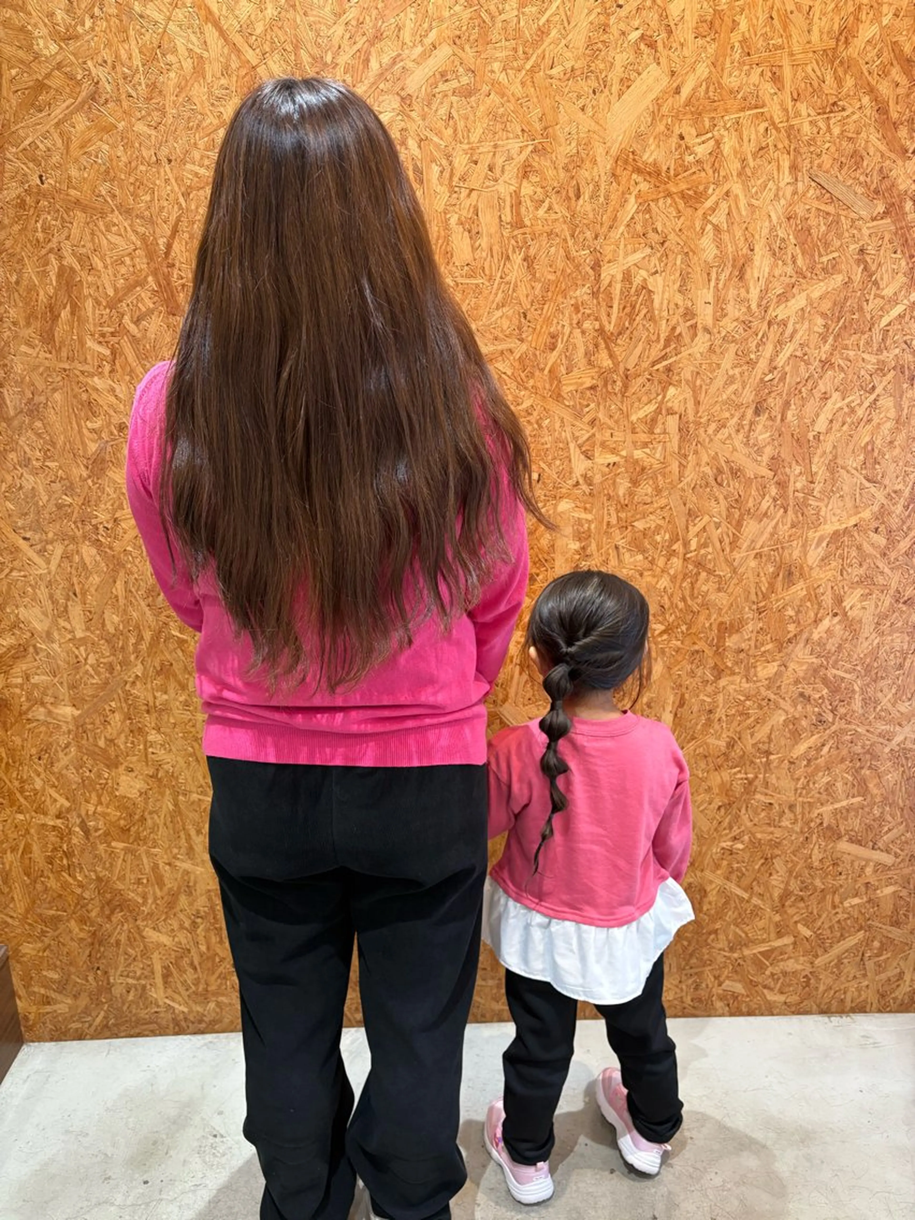 ロング カット ヘアカラー 折本 沙織のヘアスタイル
