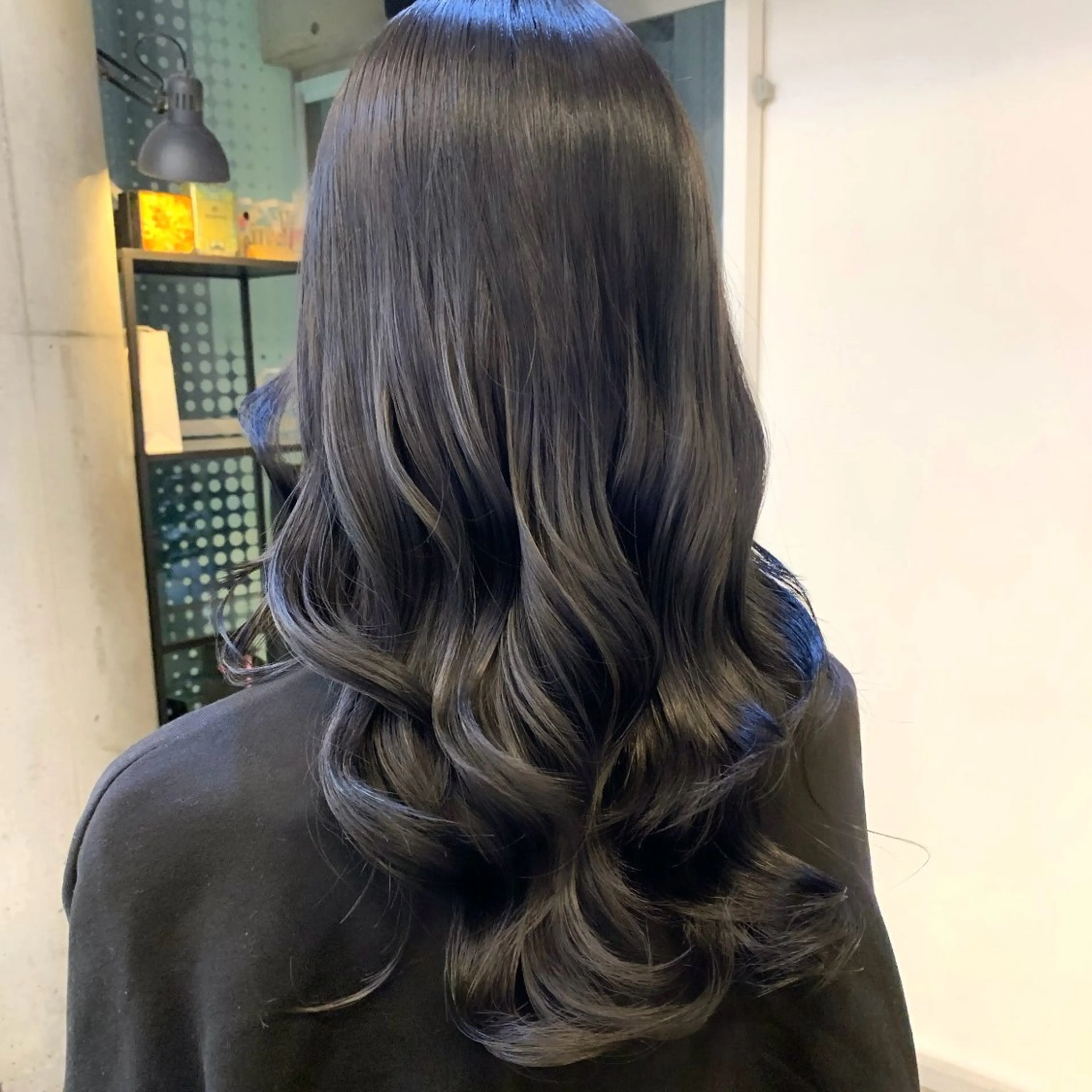 セミロング カラー watanabe Yuukaのヘアスタイル