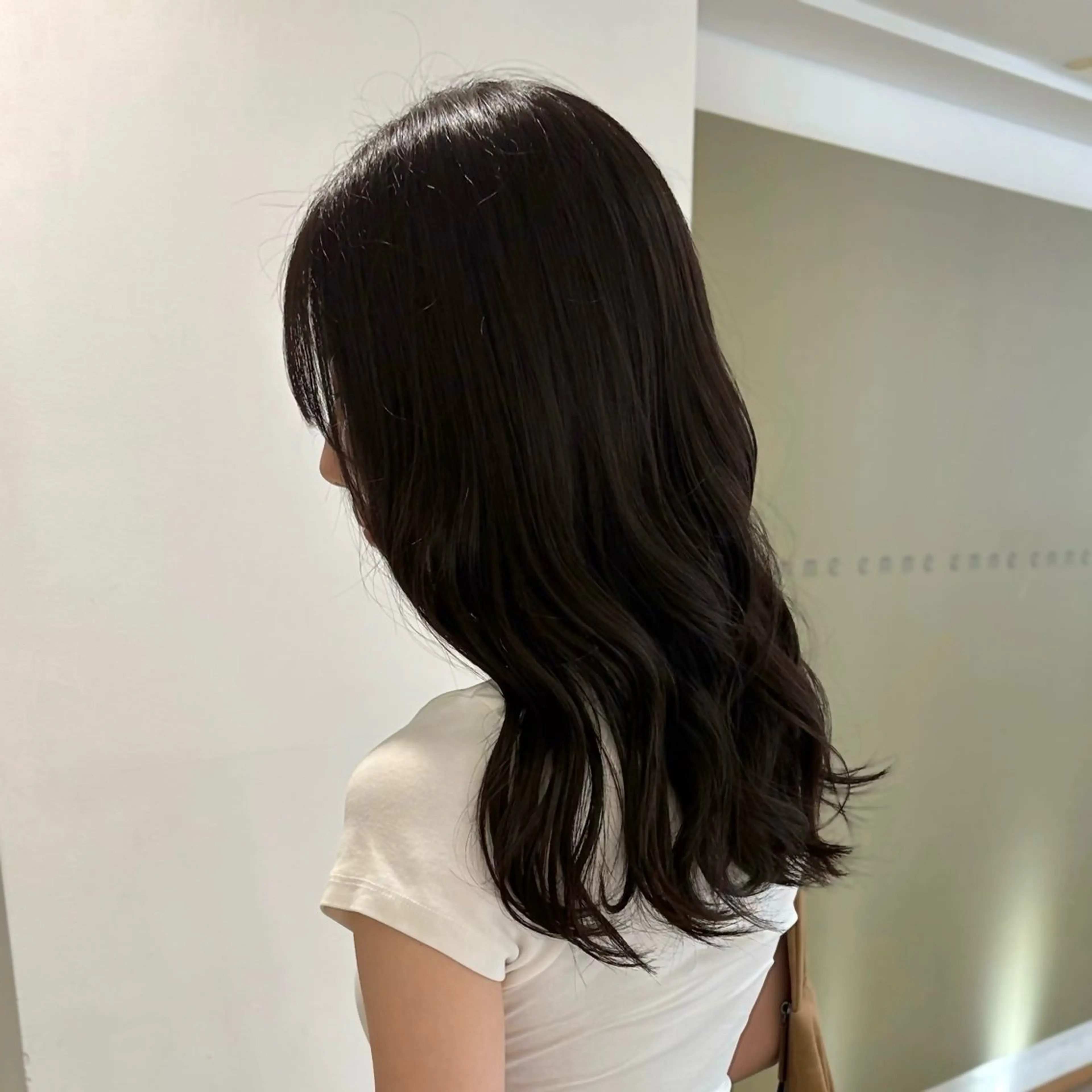 セミロング ヘアカラー ☕️NOA / レイヤーカット🍮のヘアスタイル