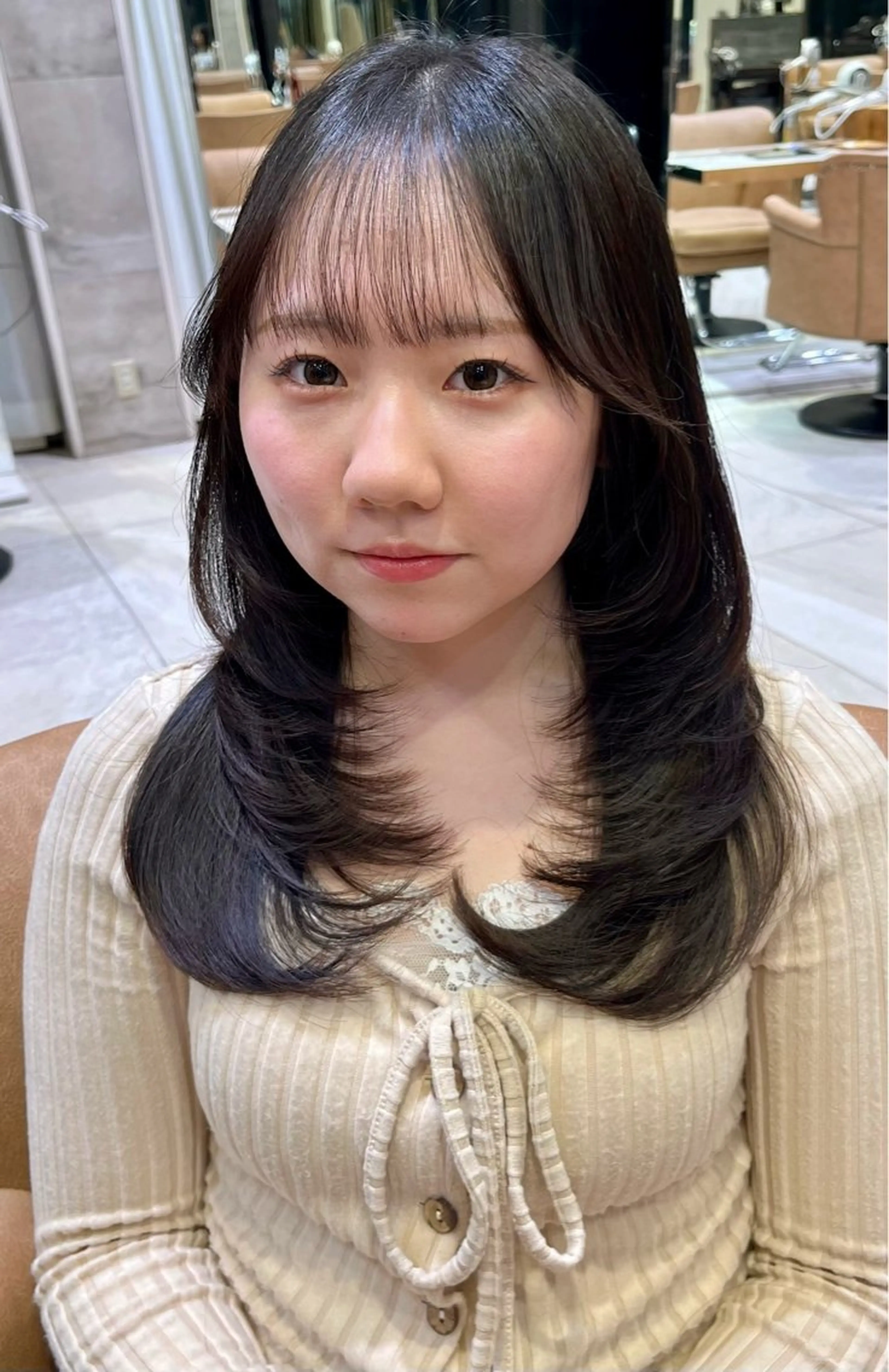 セミロング 🍯レイヤー/ボブ 🍯髪質改善️ みゆのヘアスタイル