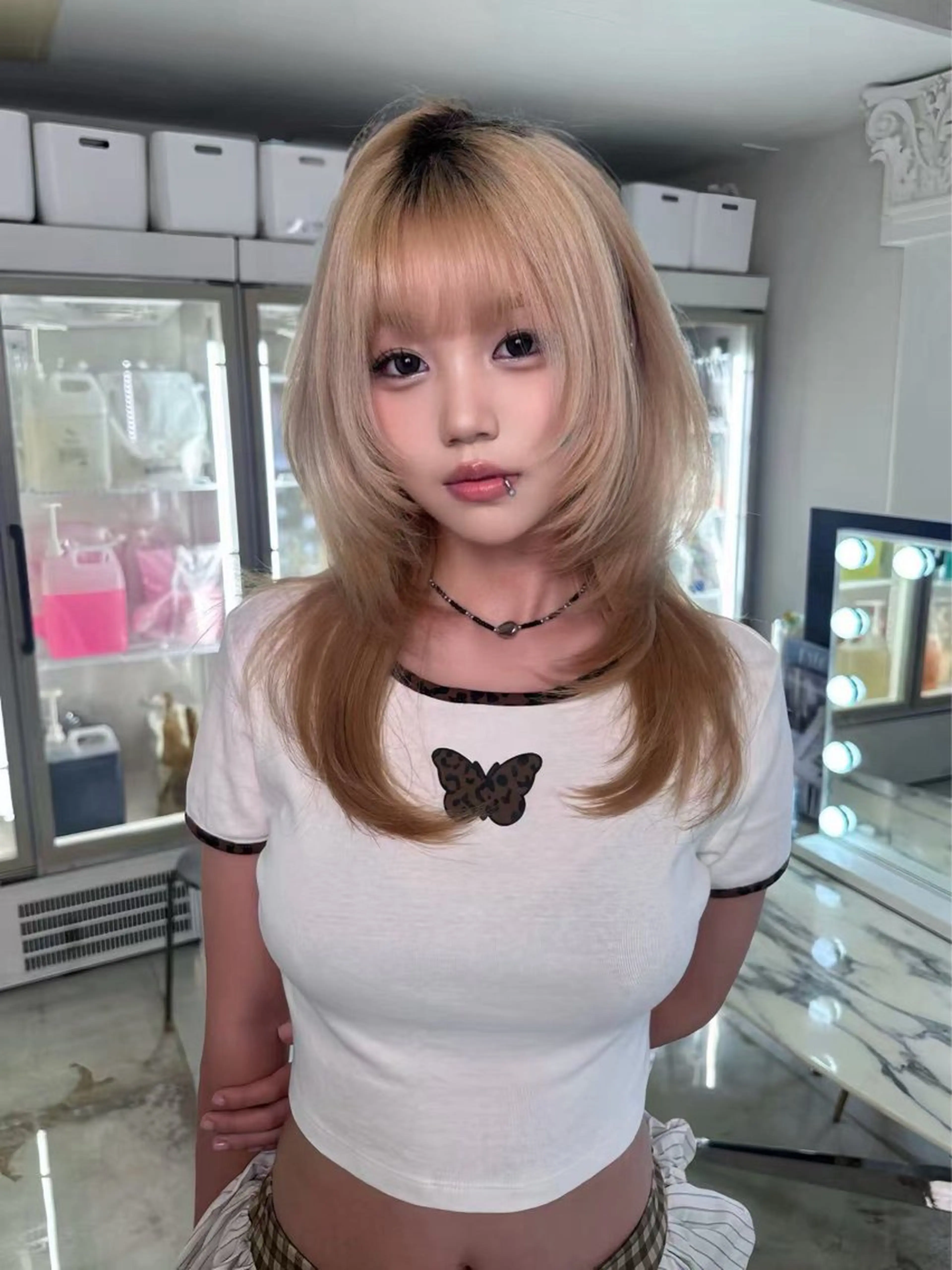 セミロング カット ヘアカラー トリートメント RiA/レイヤーカッ ト/ハッシュカットのヘアスタイル