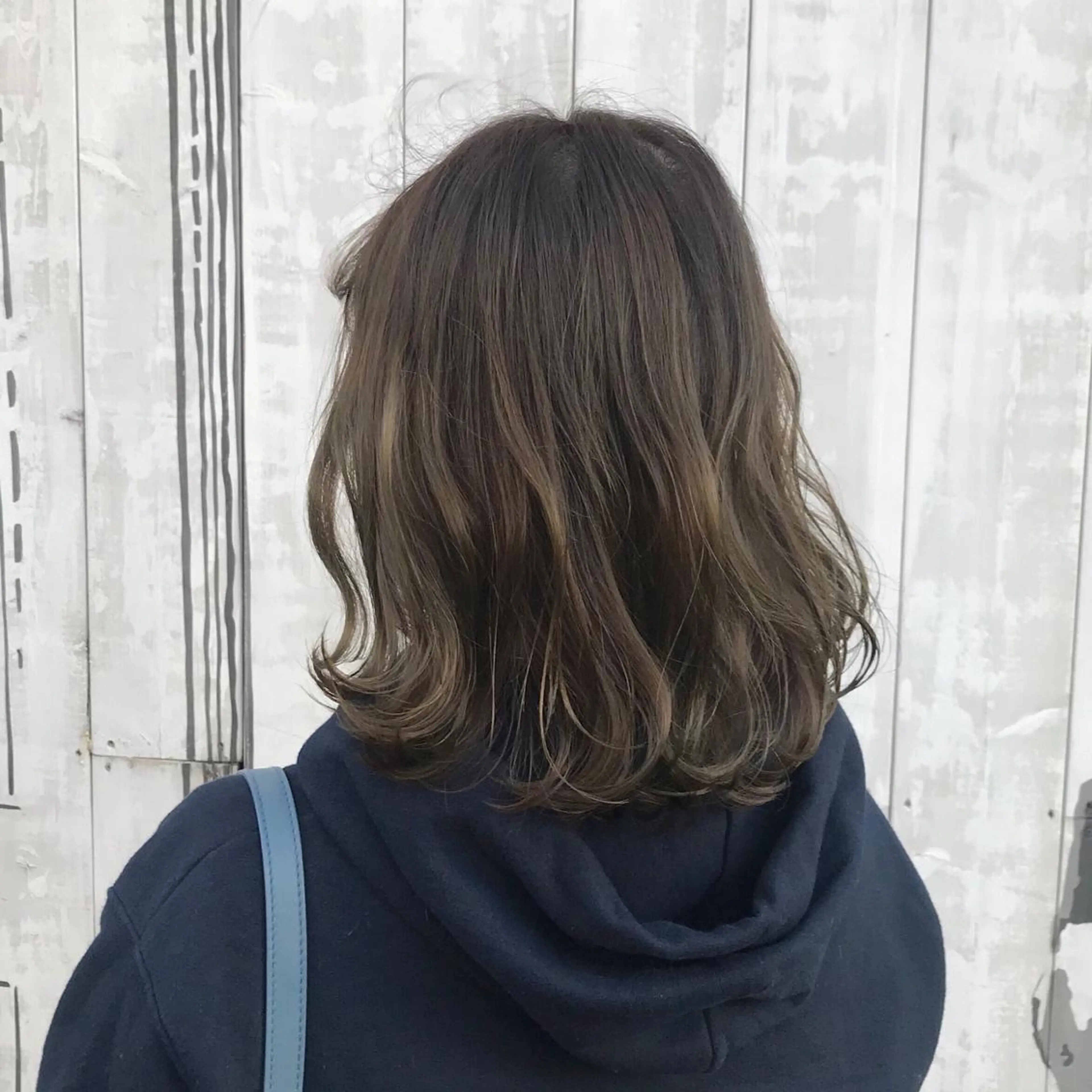 ミディアム 【指名No1】飯塚 宏美のヘアスタイル