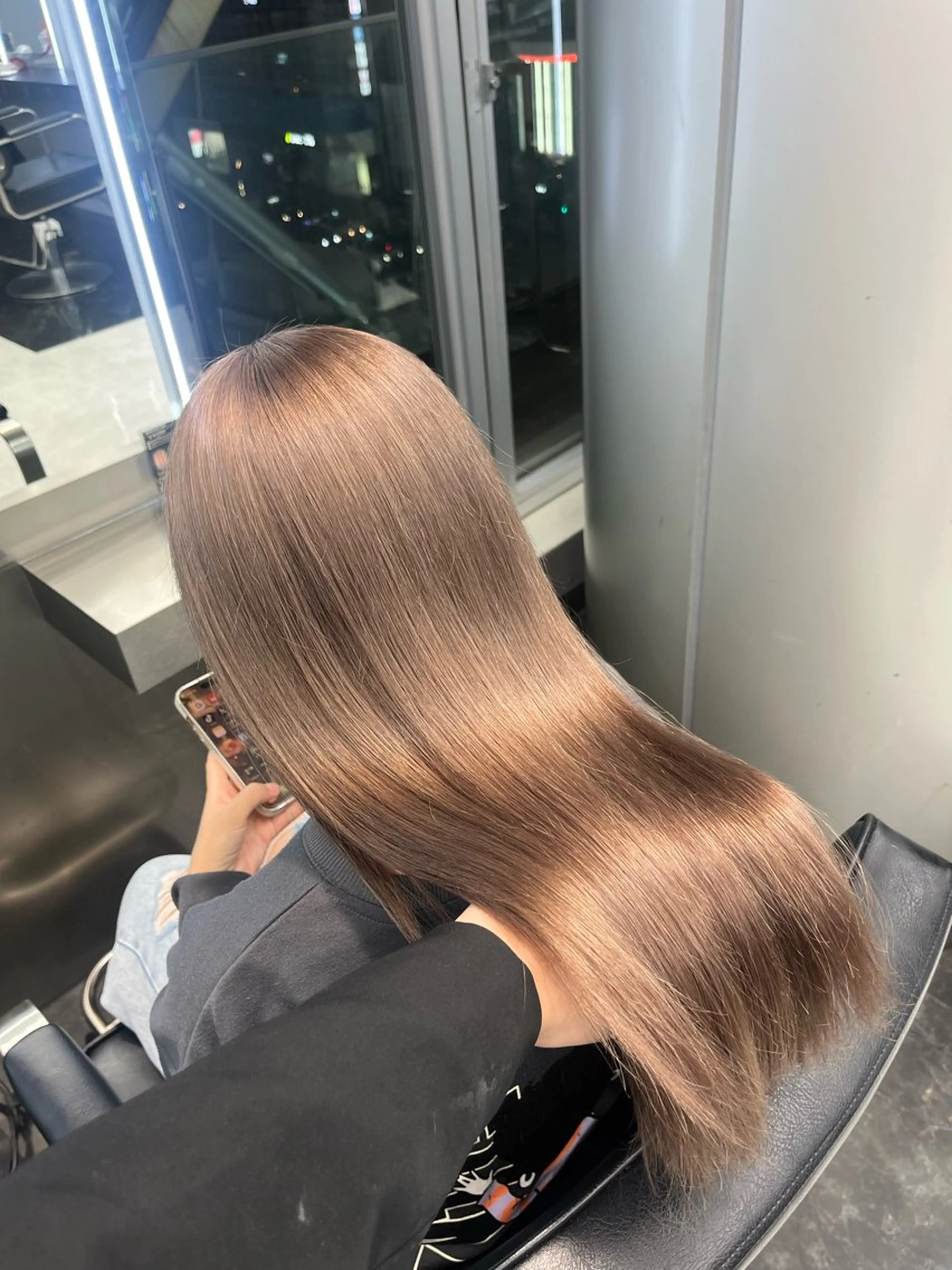 セミロング カラー ヘアアレンジ 透明感カラー グレージュ ヘアカラー トリートメント ヘアセット ハイトーン/透明感 髪質改善/rinaのヘアスタイル