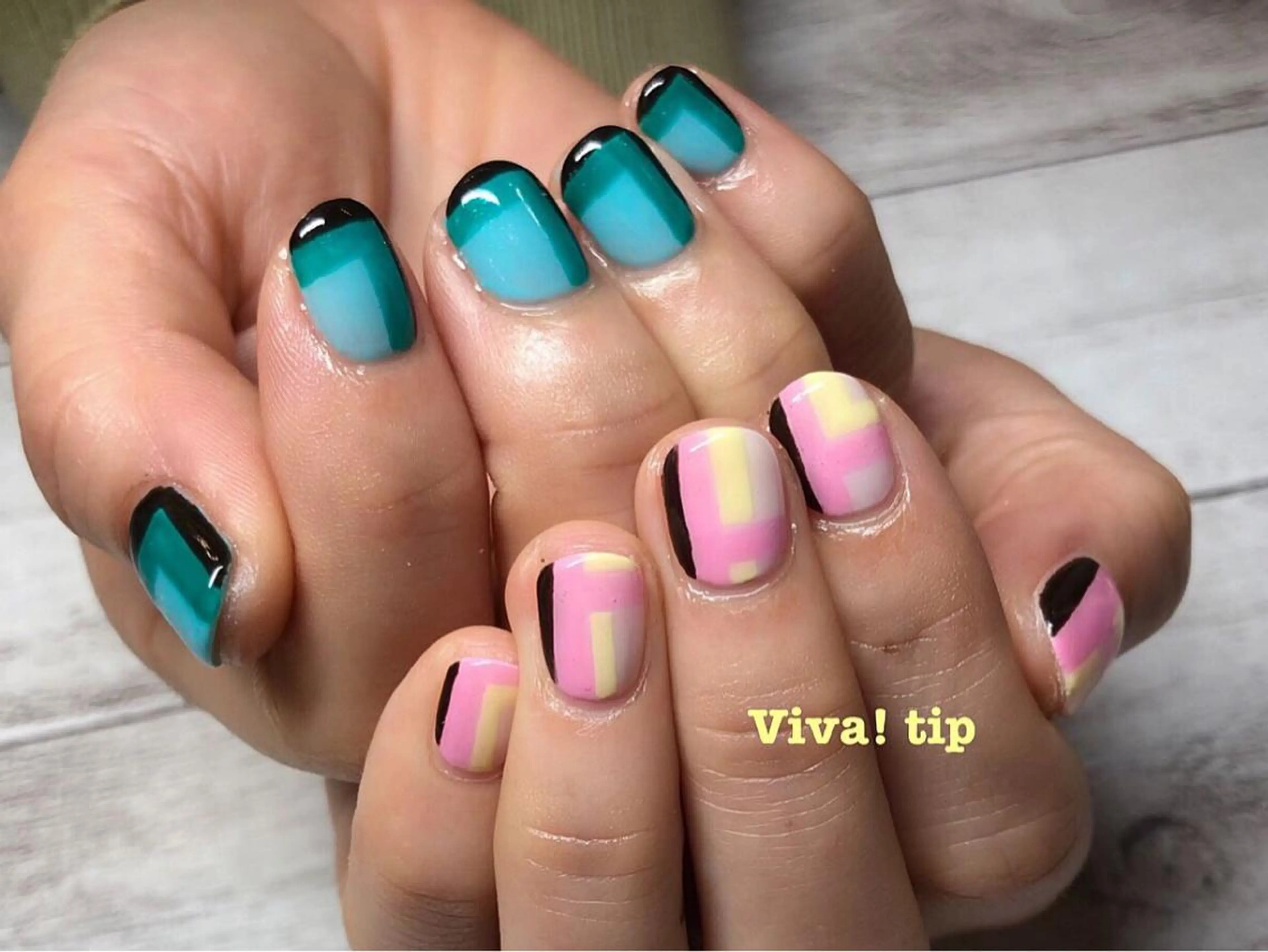 ネイル Viva!tip ビバティップネイルのネイルデザイン